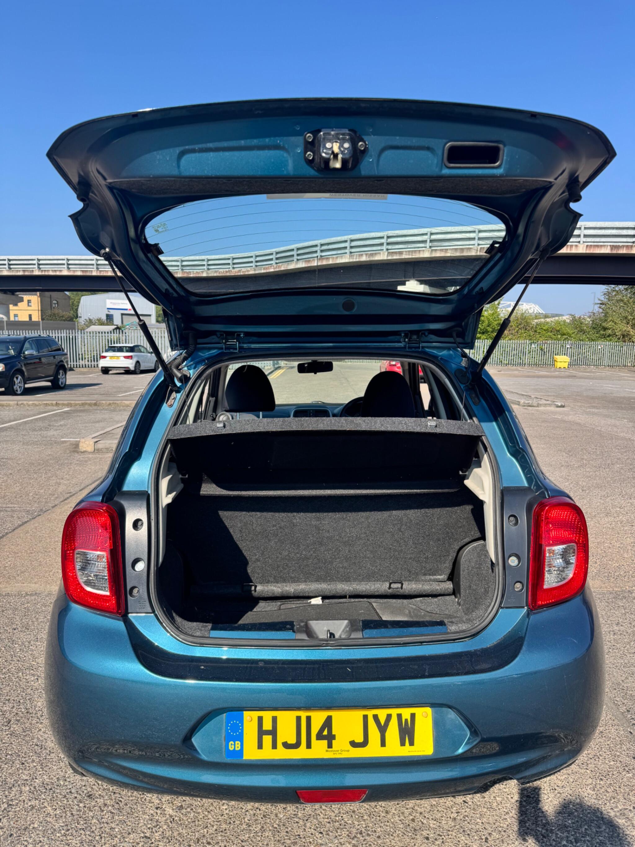 Nissan Micra view 42