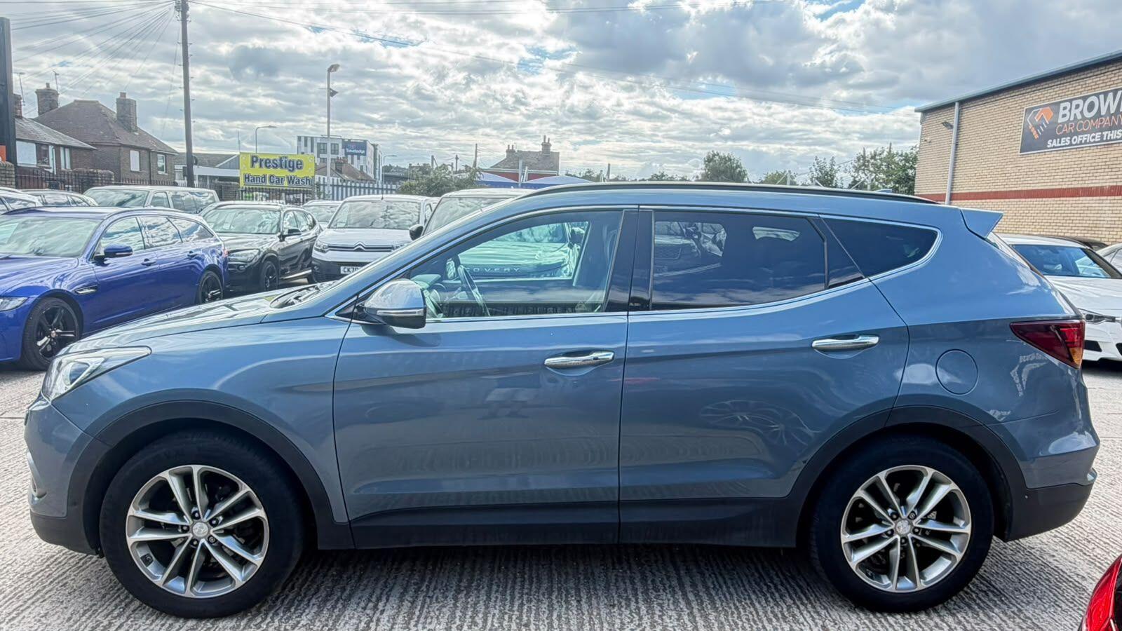 Hyundai Santa Fe view 6