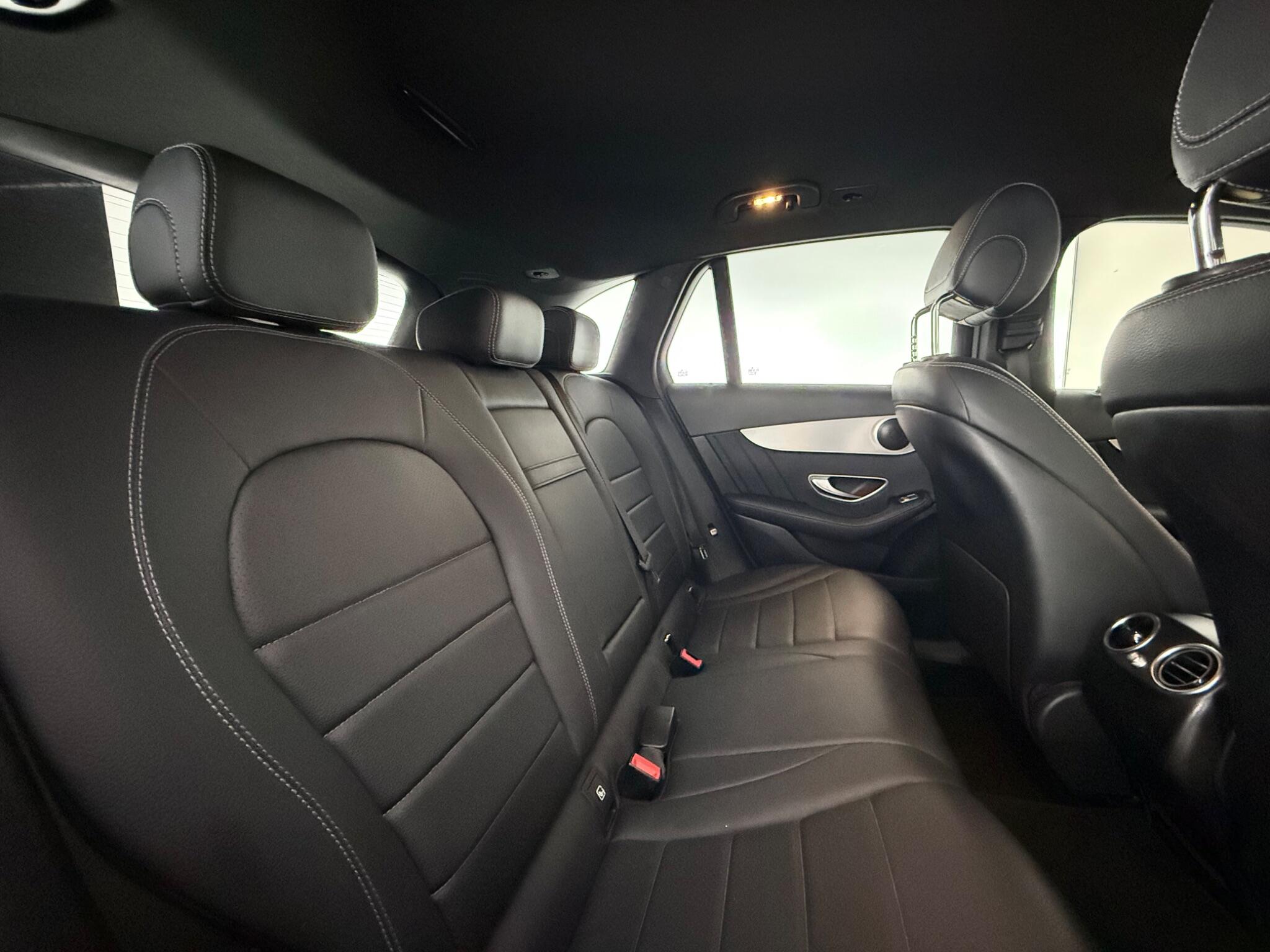 Mercedes-Benz GLC view 39