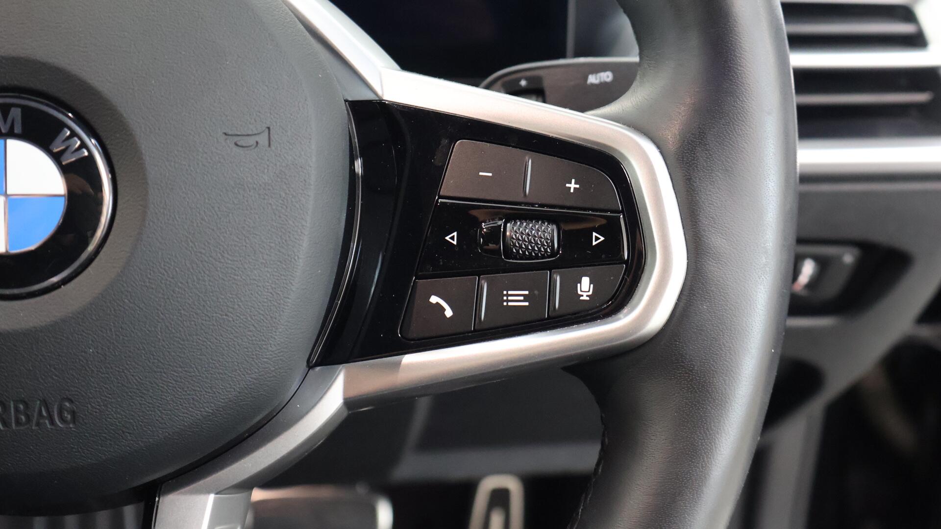 BMW i4 view 18