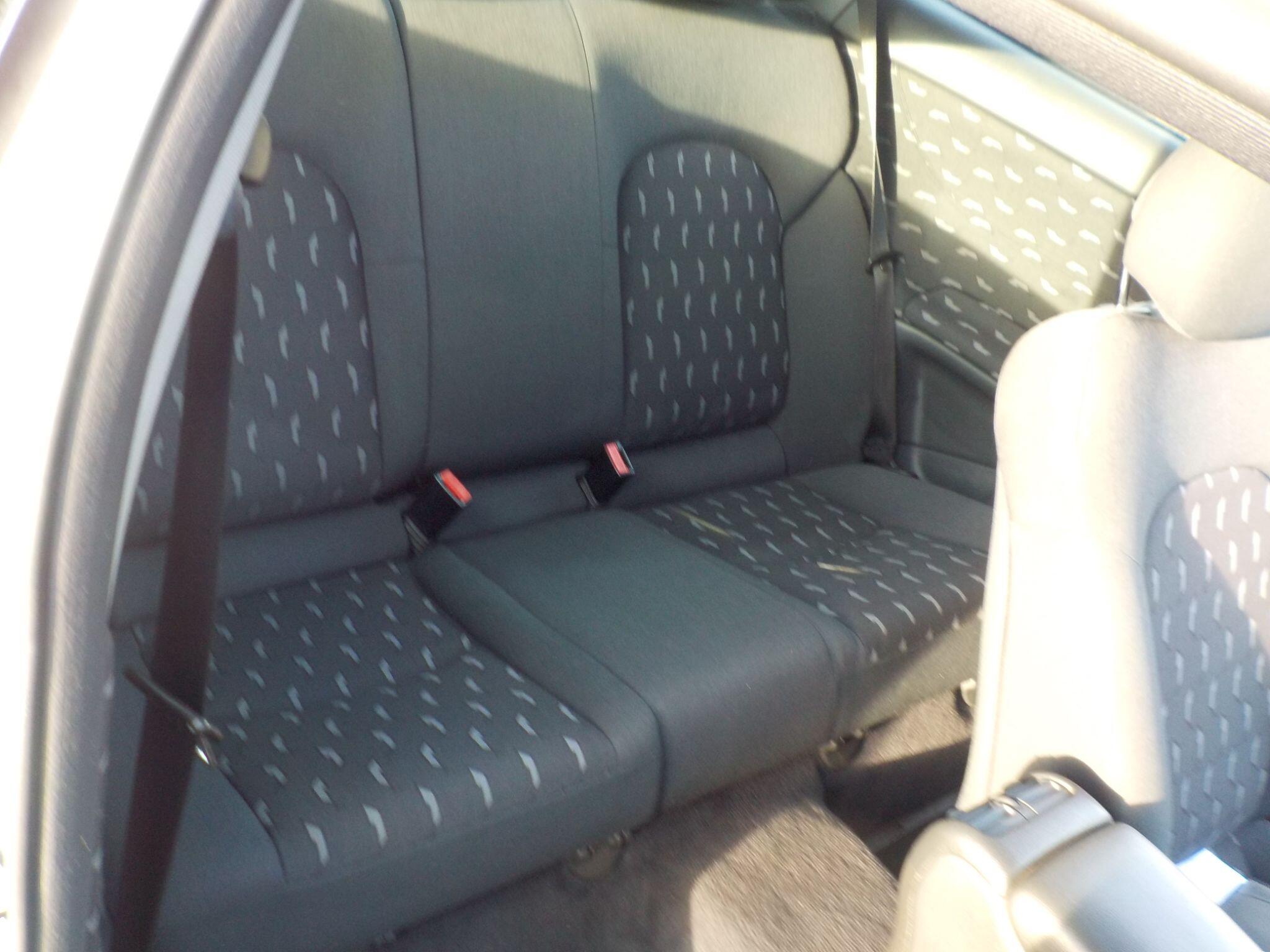 Mercedes-Benz C Class 2.0 C180 Sport 2dr