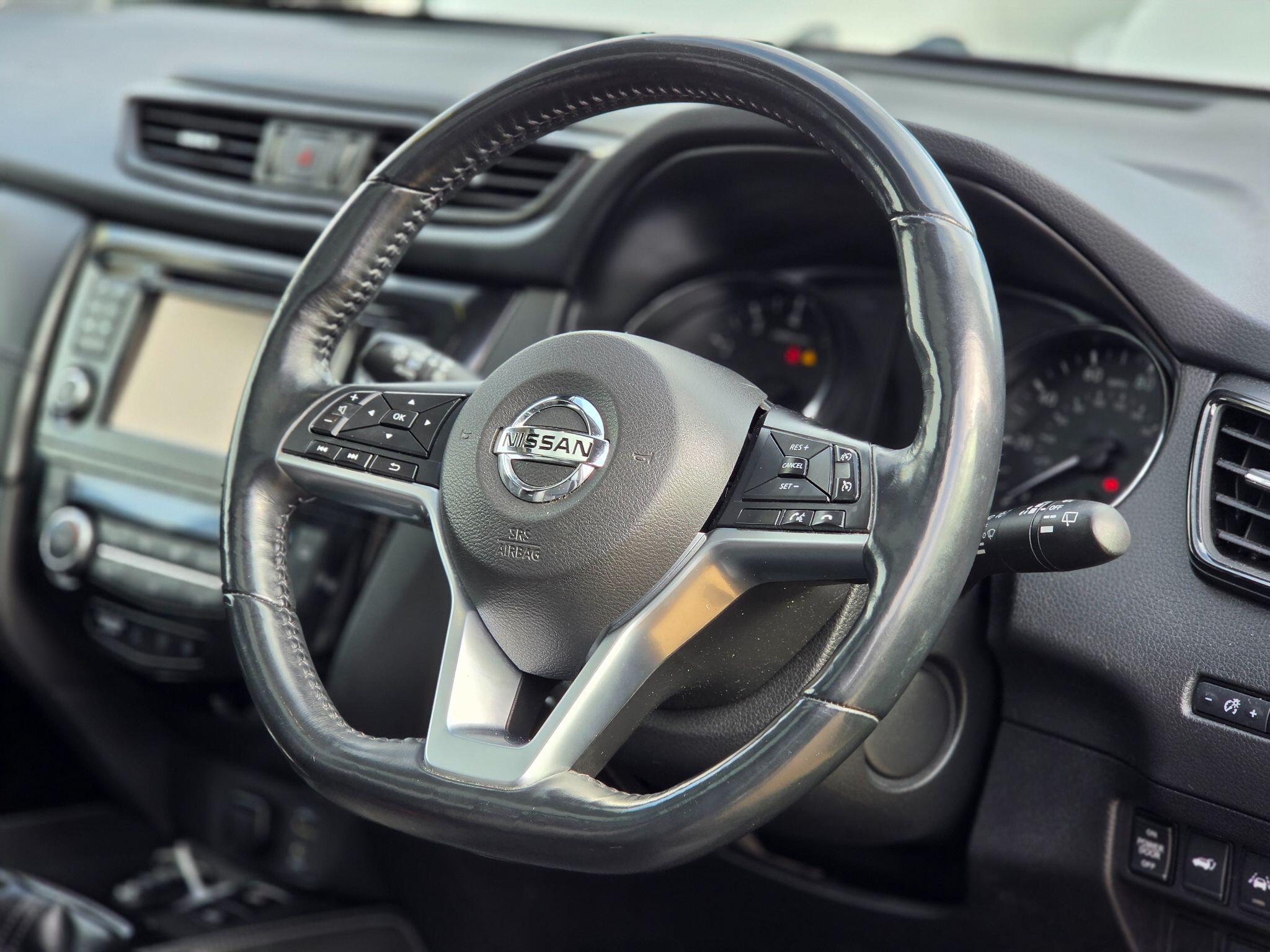 Nissan X-Trail view 11