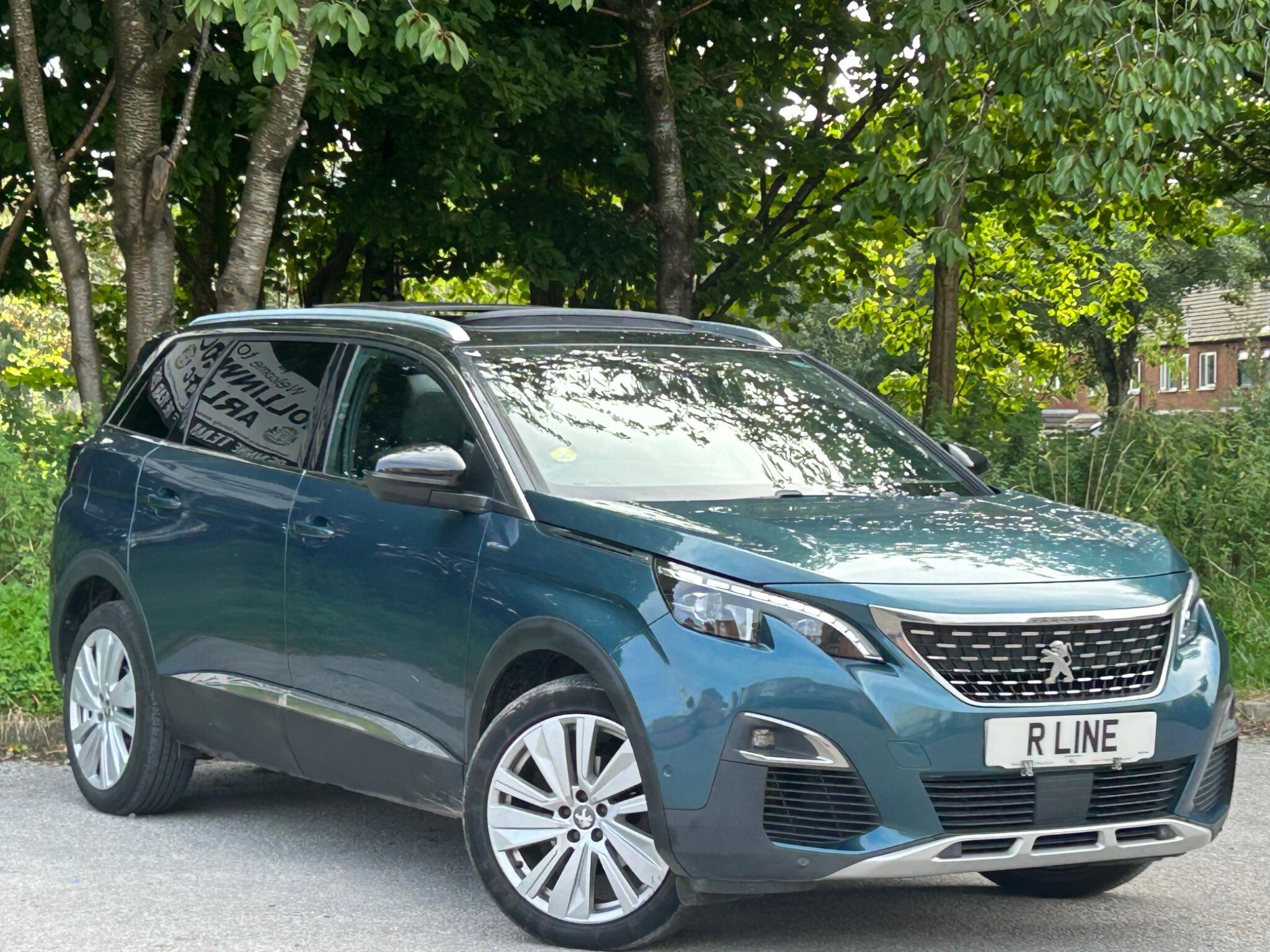 Peugeot 5008 view 4