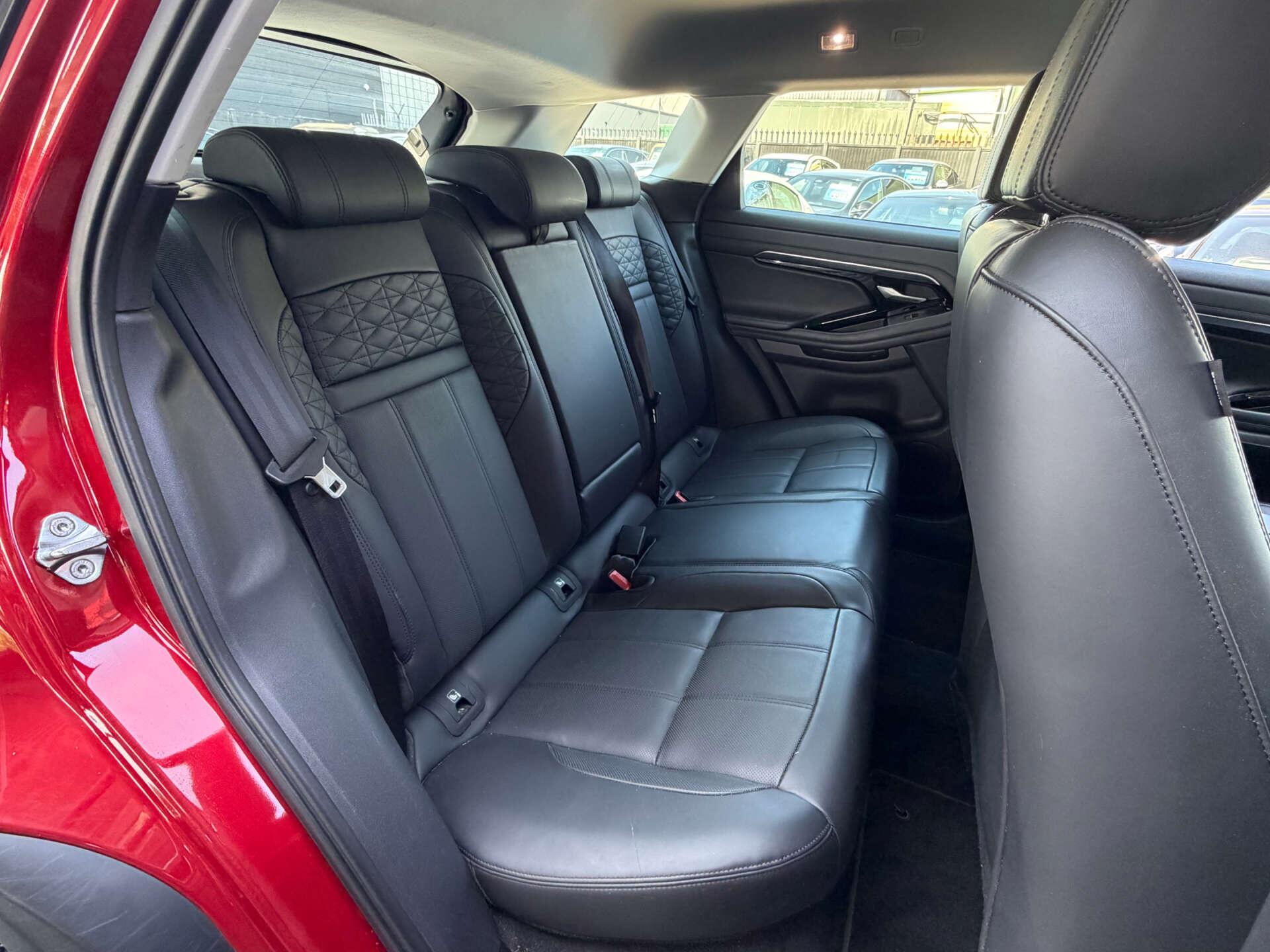 Land Rover Range Rover Evoque view 20