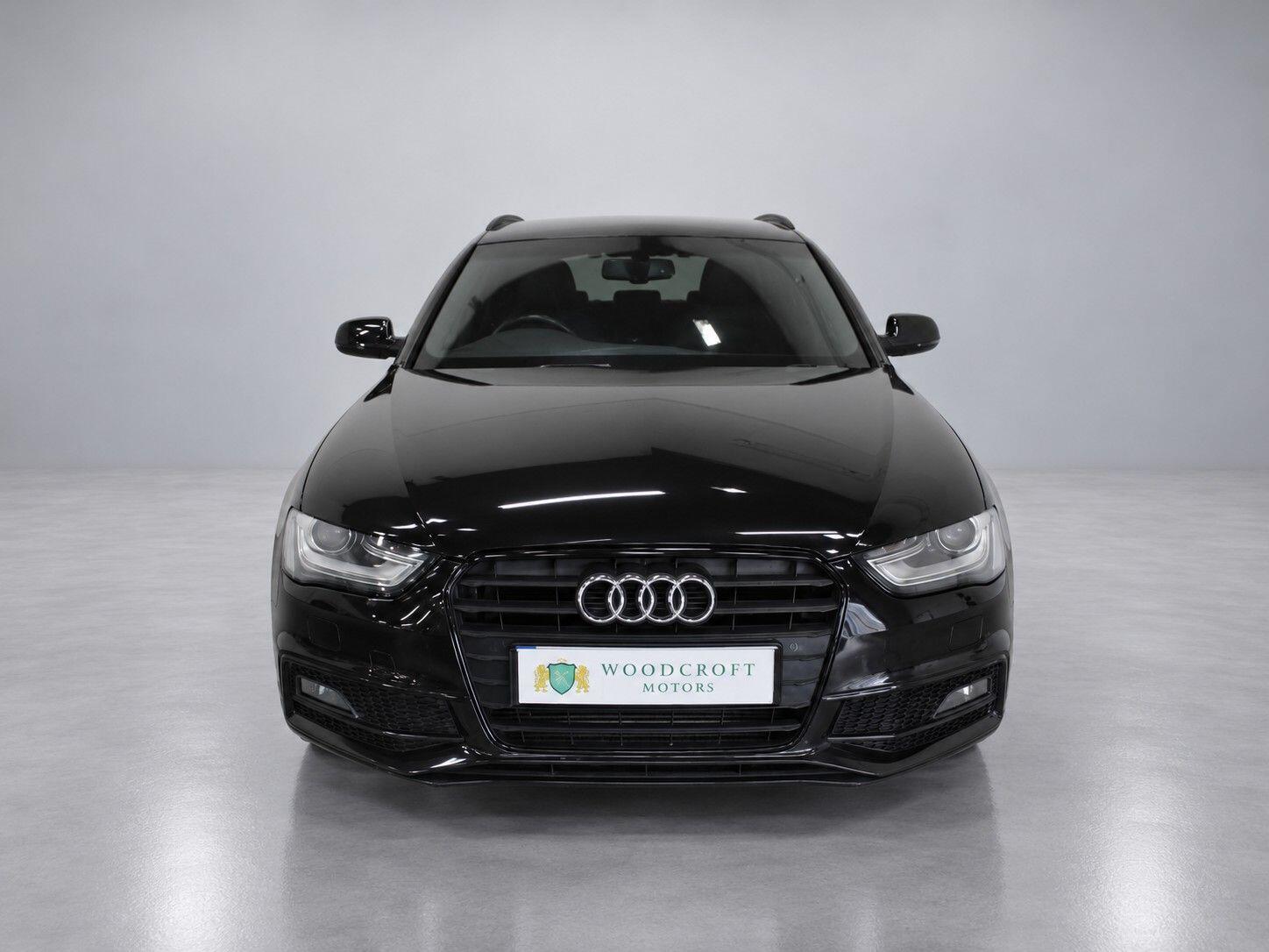 Audi A4 view 13