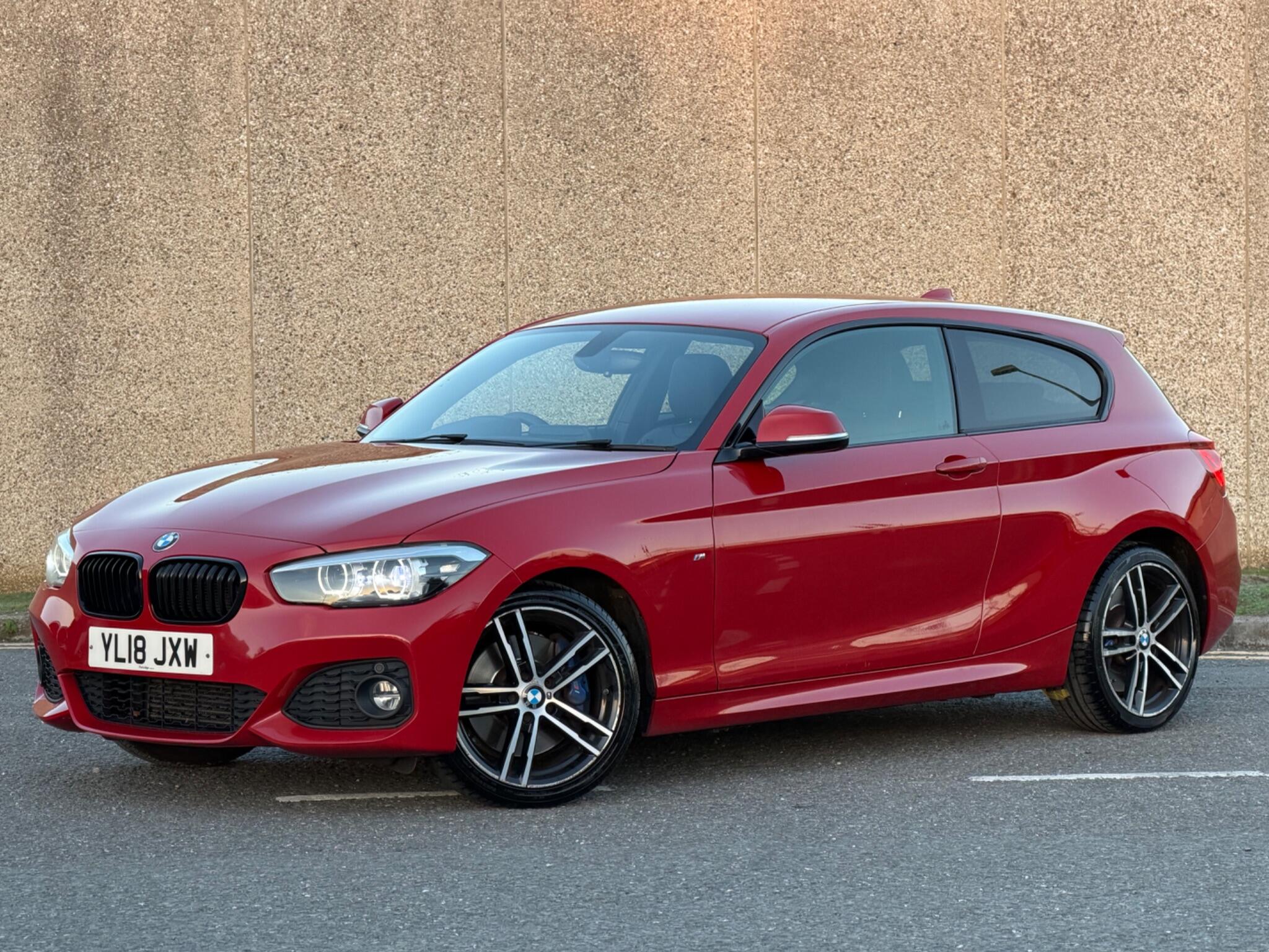 BMW 1 Series view 4