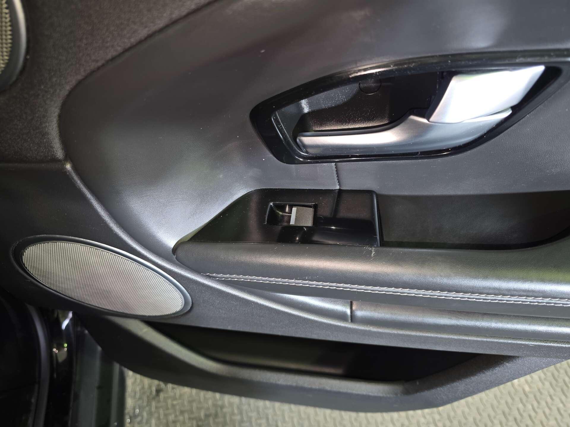 Land Rover Range Rover Evoque view 57