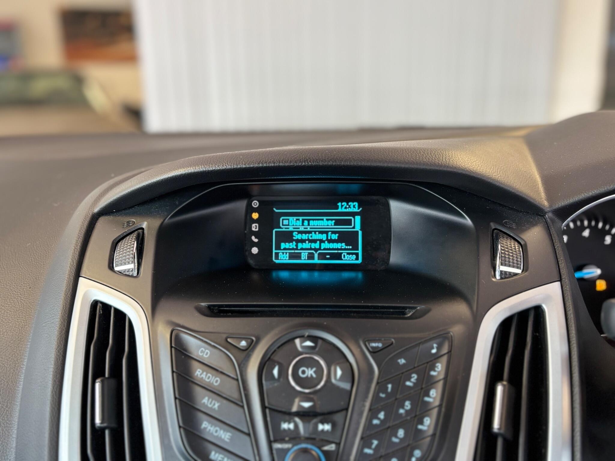 Ford Focus view 21