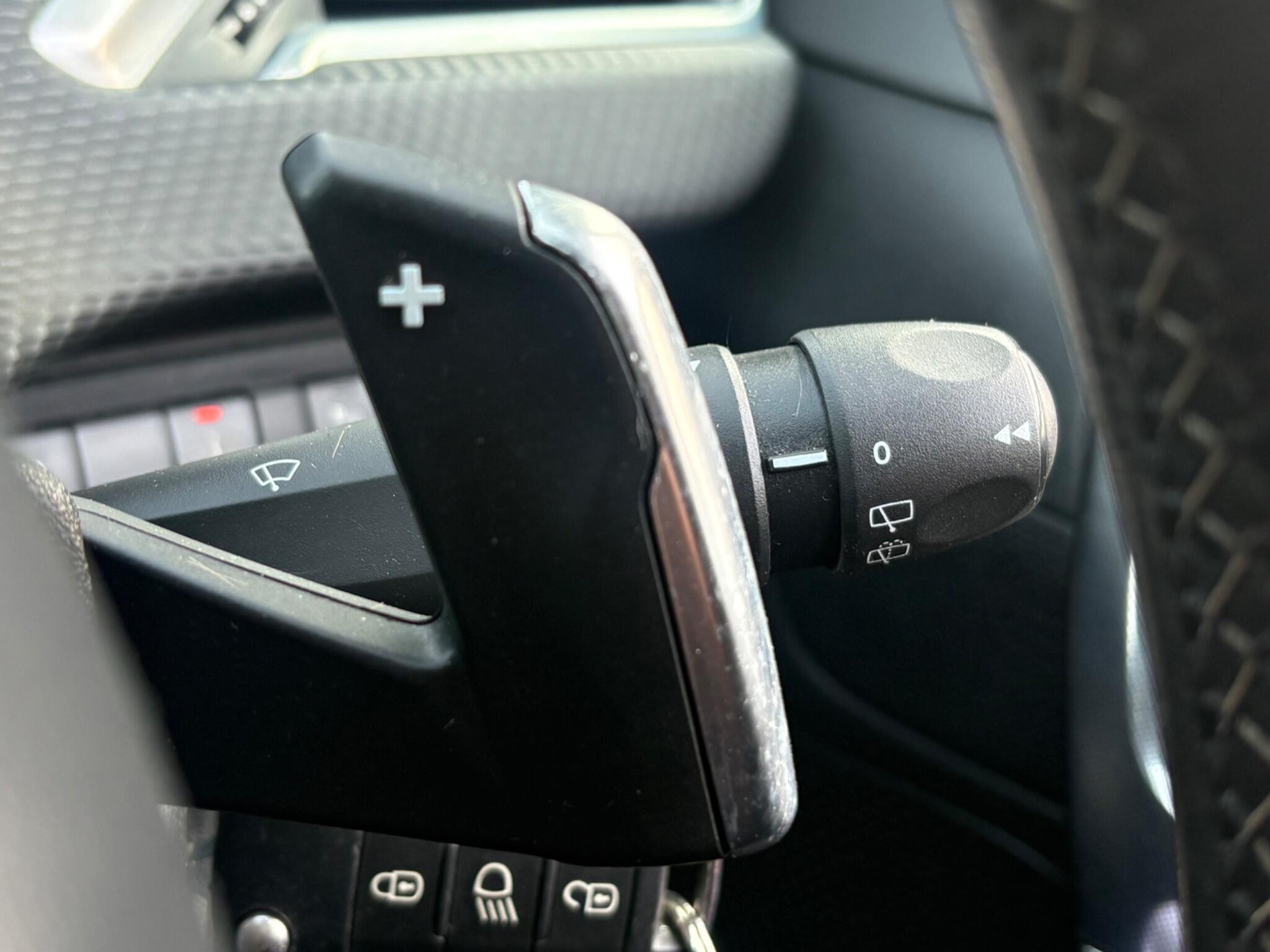 Peugeot 2008 - Image 65