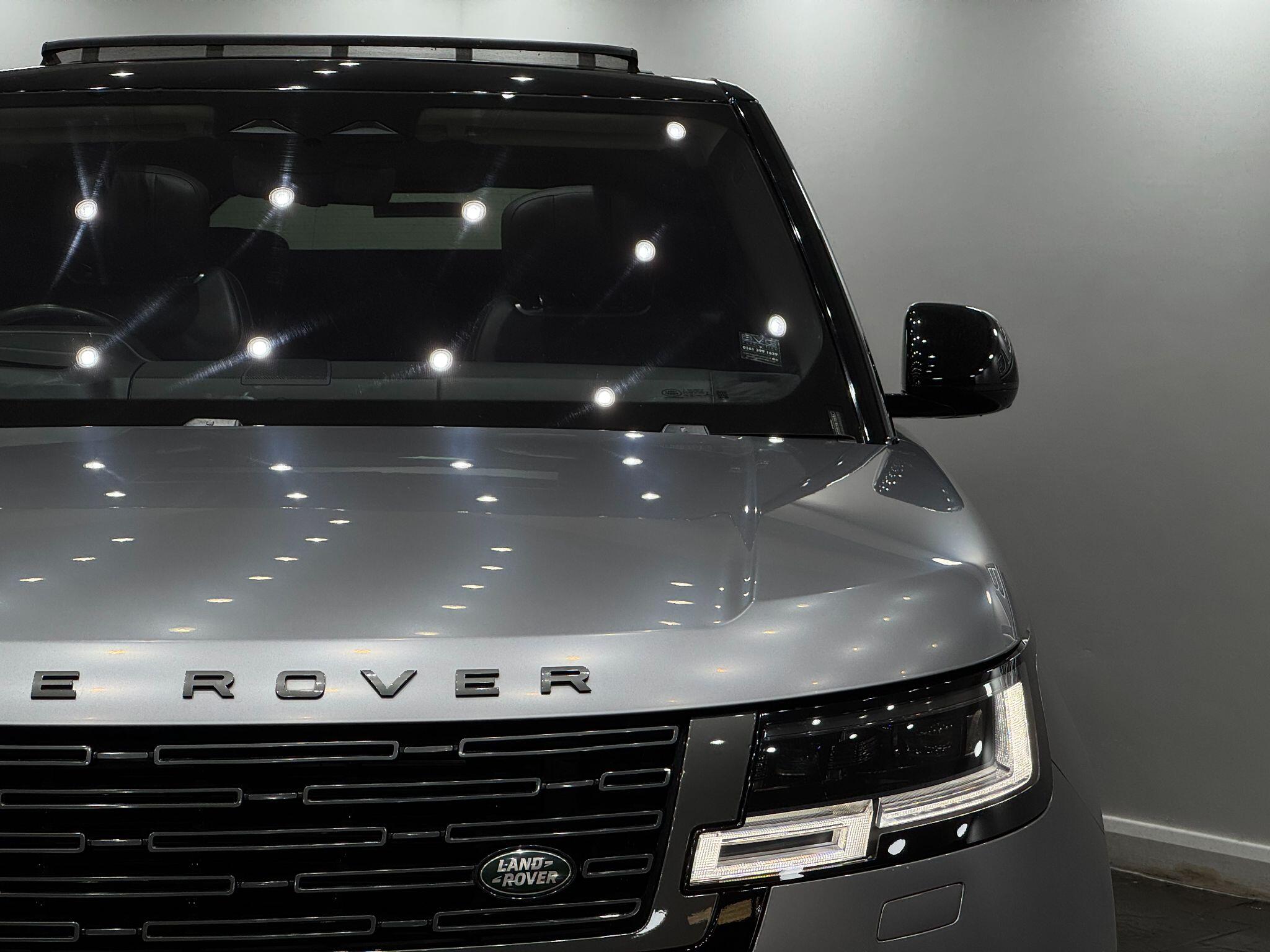 Land Rover Range Rover view 15