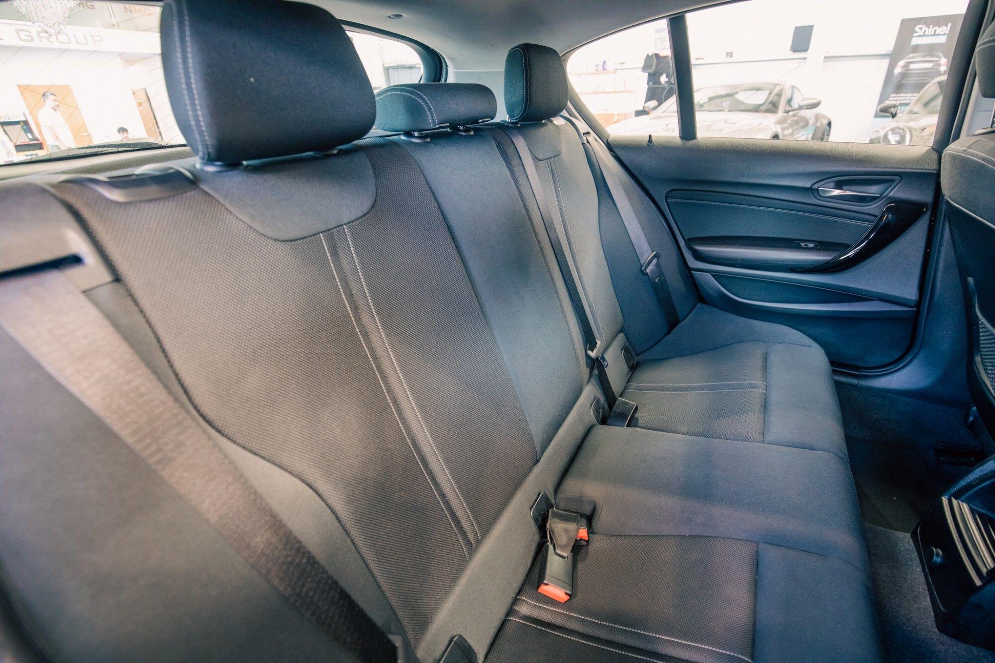 BMW 1 Series view 12