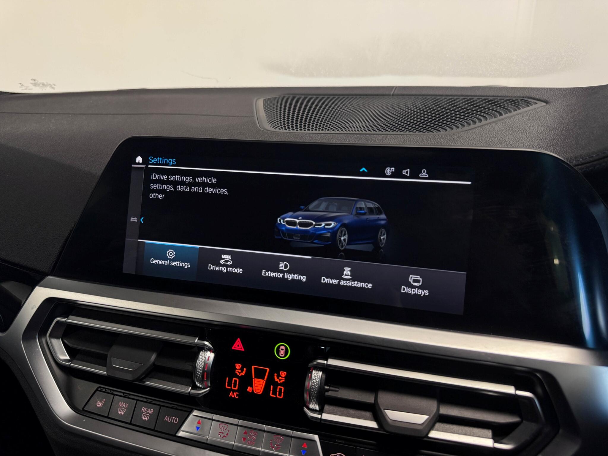 BMW 3 Series view 49