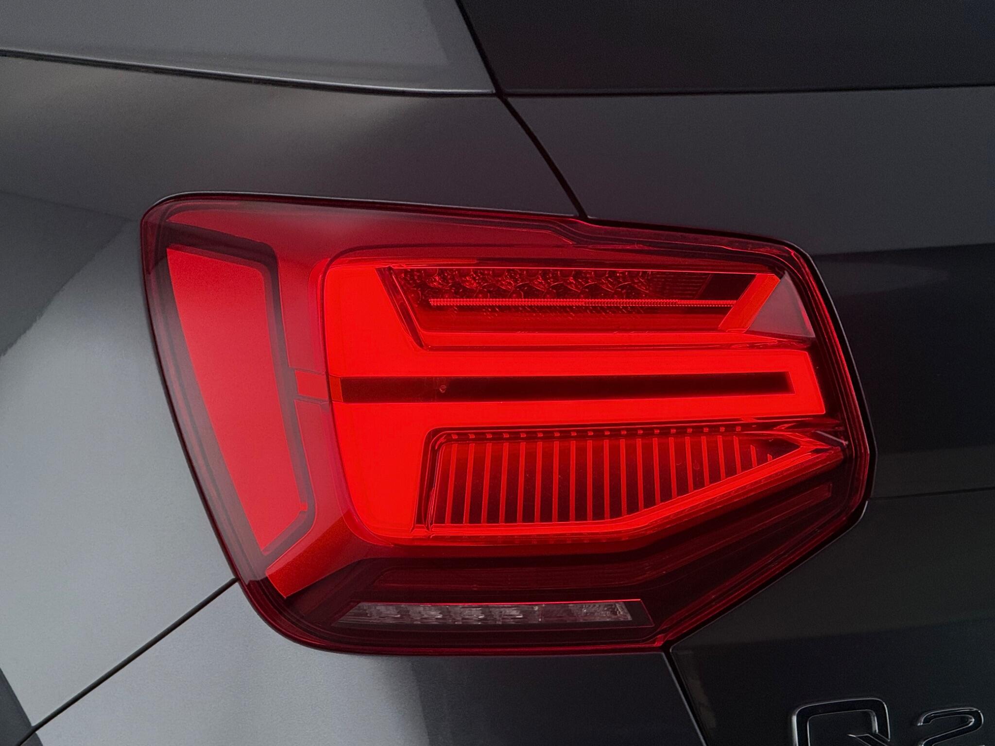 Audi Q2 view 11
