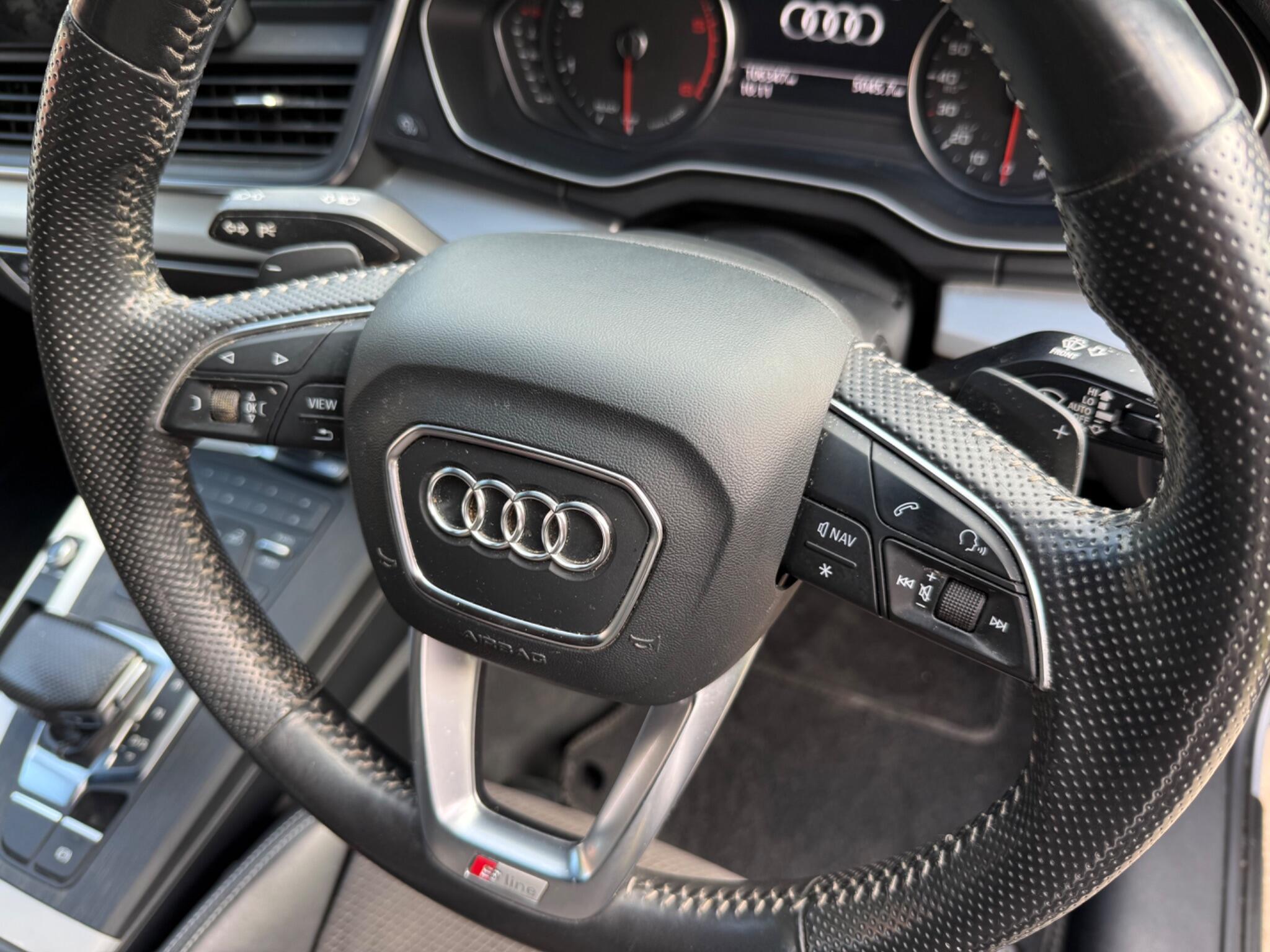 Audi Q5 view 52