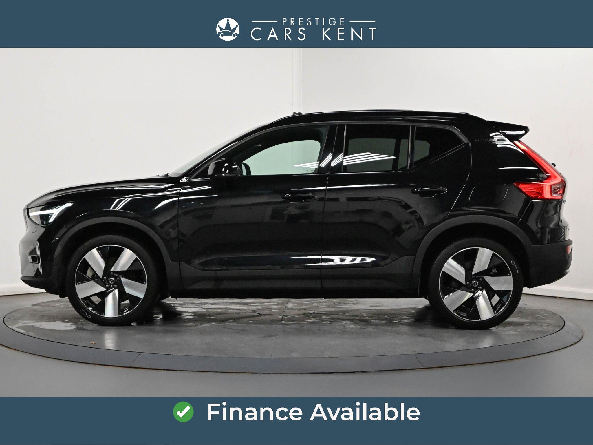 Volvo XC40 view 4