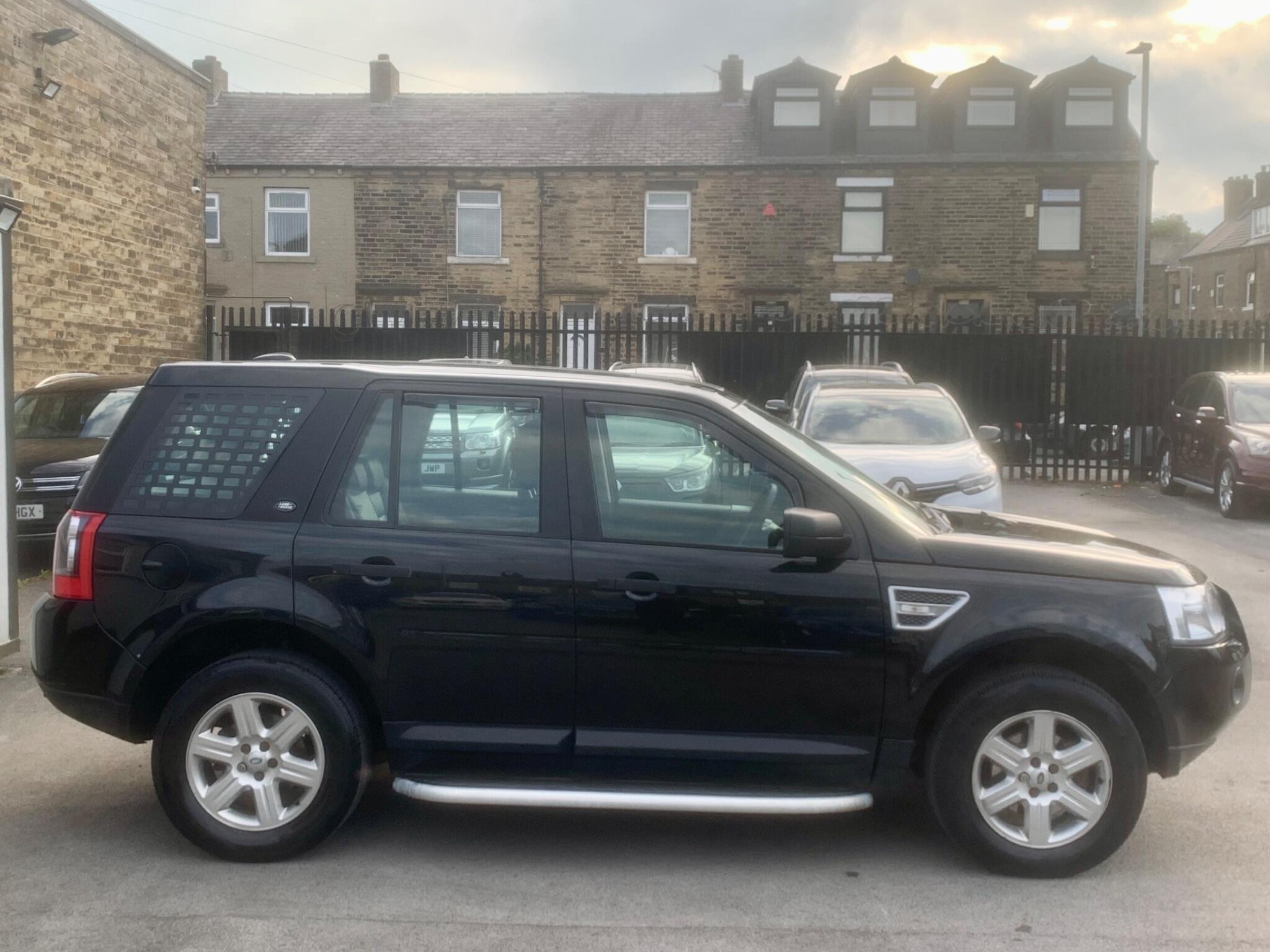 Land Rover Freelander 2 view 4