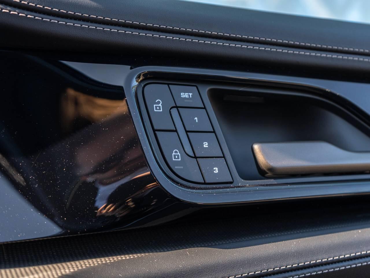Porsche Panamera view 33