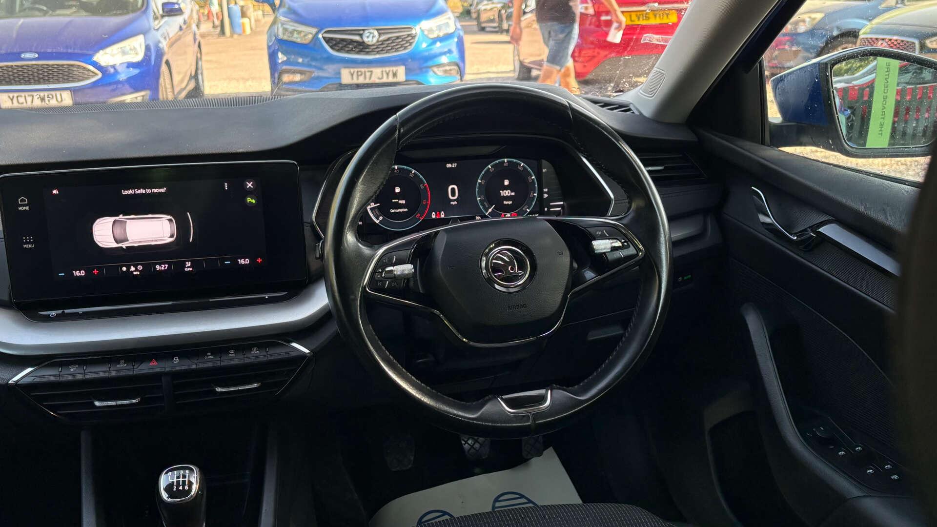 Skoda Octavia view 16