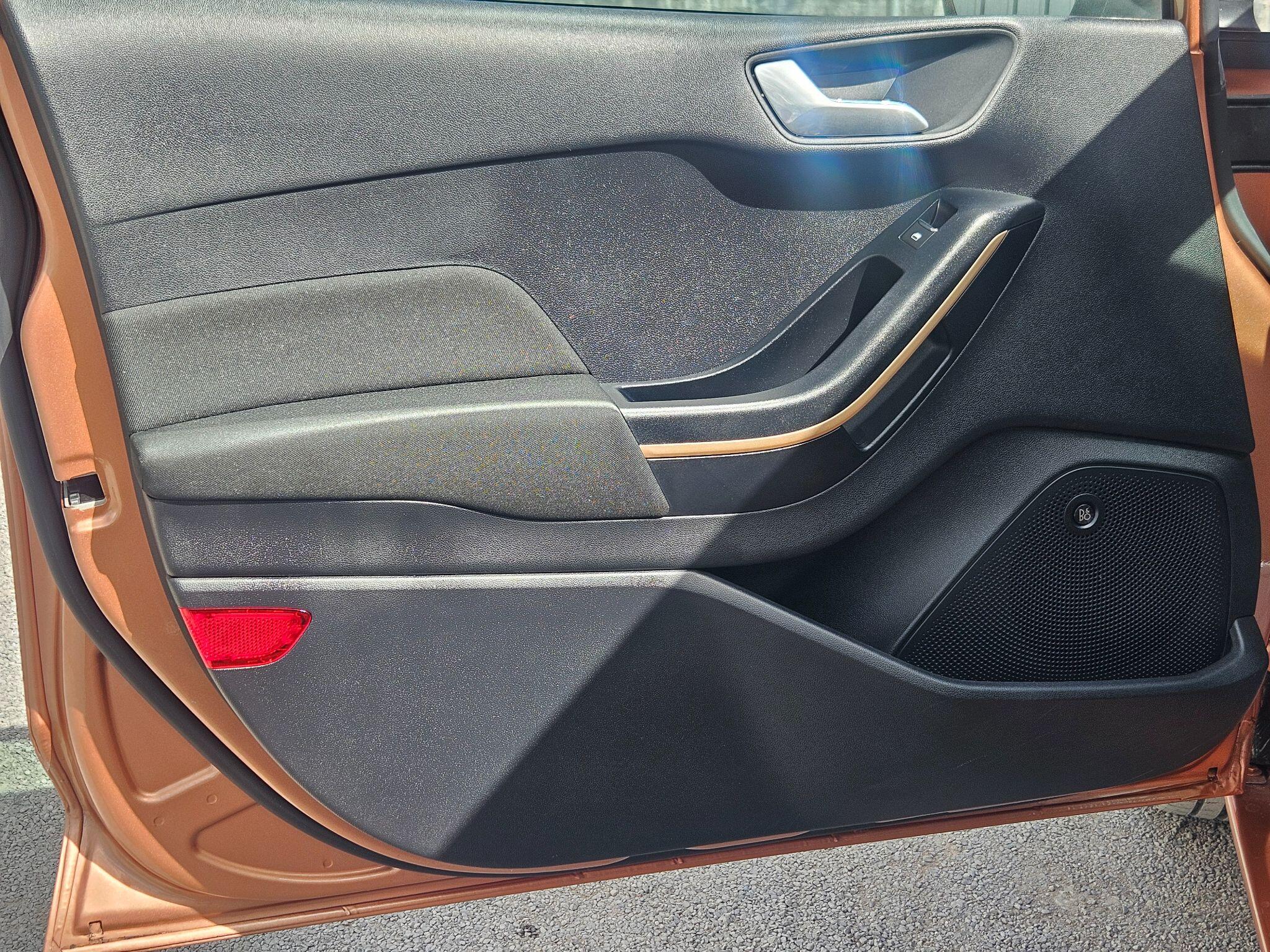 2017 Ford Fiesta image 50