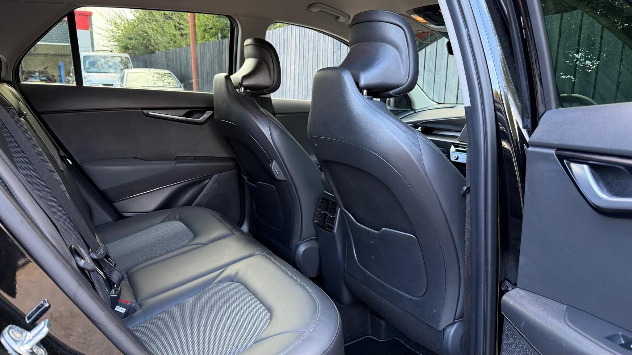 Kia Niro view 26