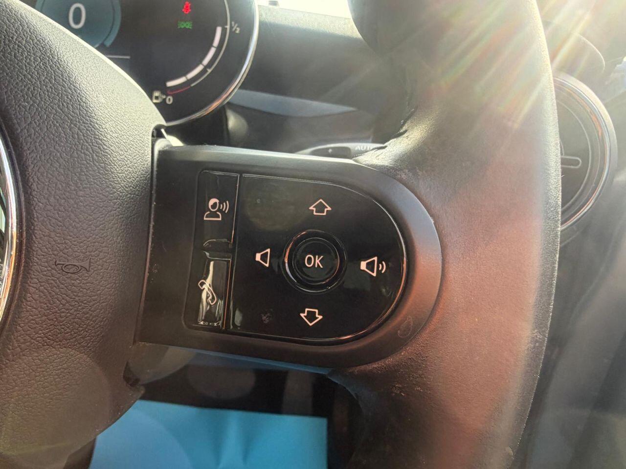 Mini Hatch view 48