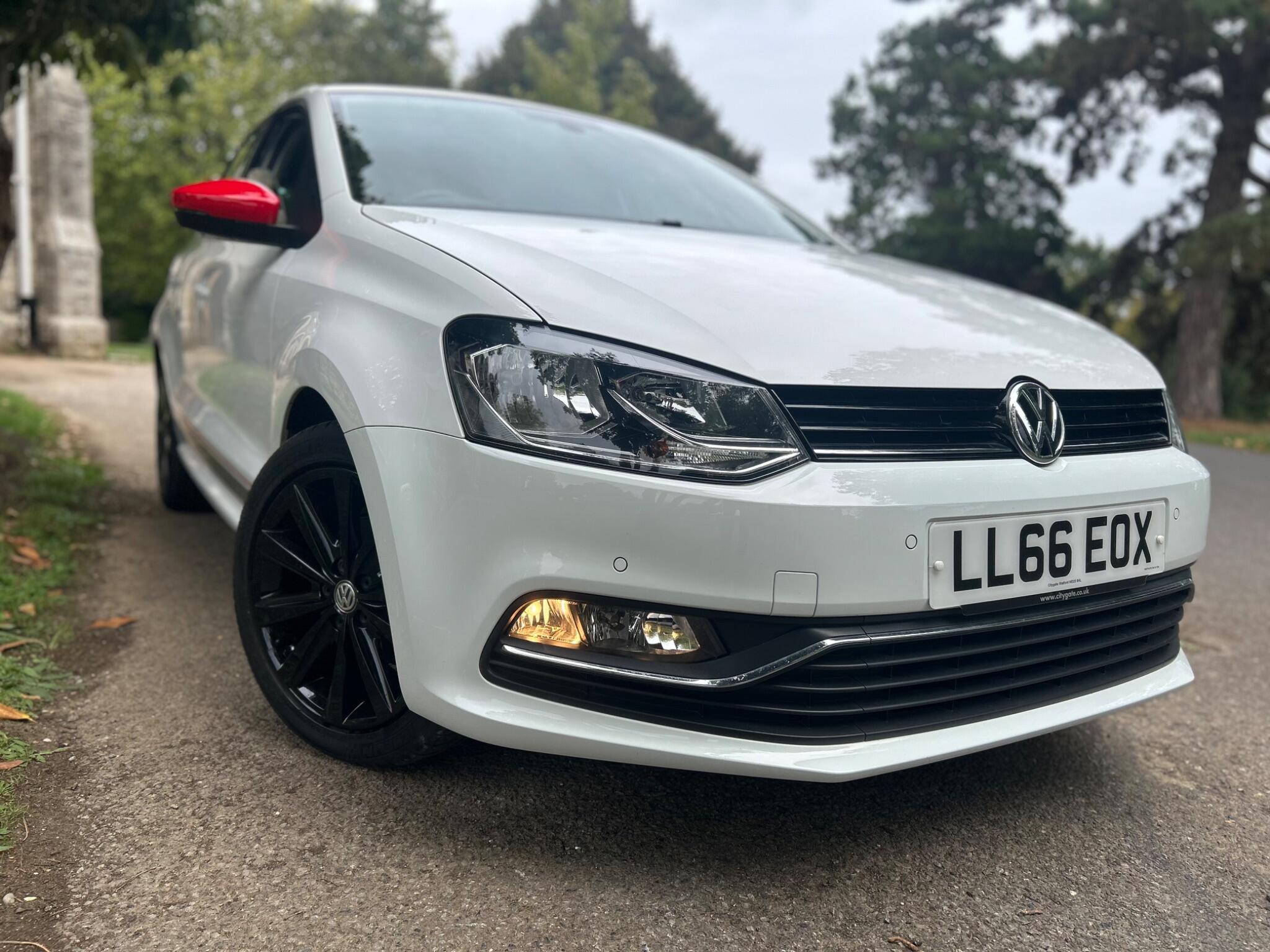 Volkswagen Polo view 11