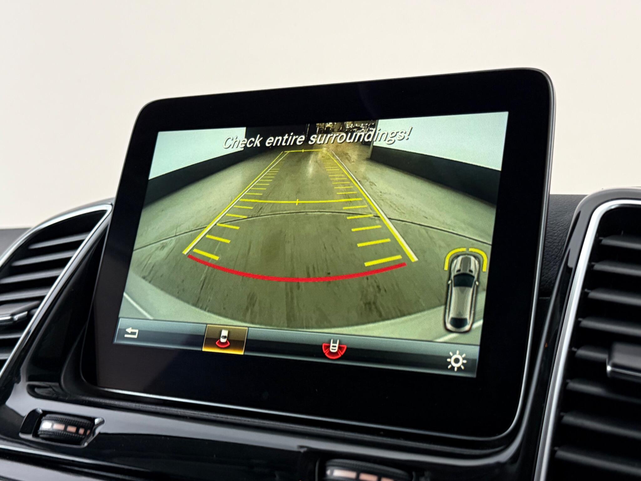 Mercedes-Benz Gle view 31