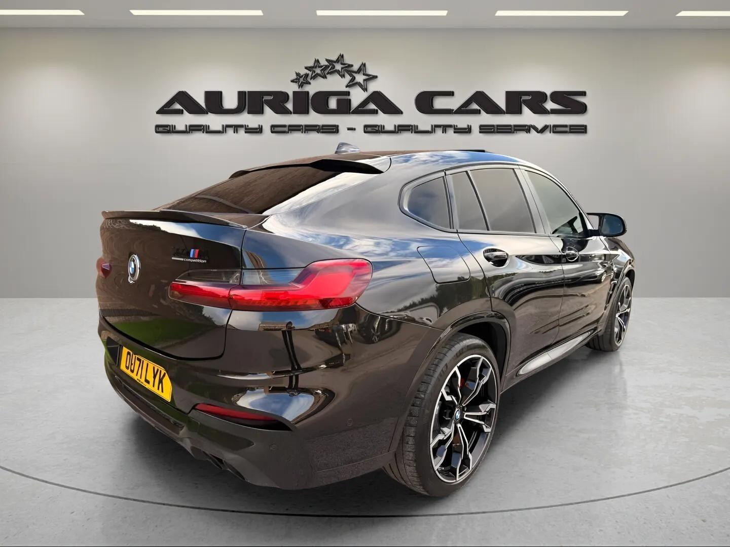 BMW X4 M view 17