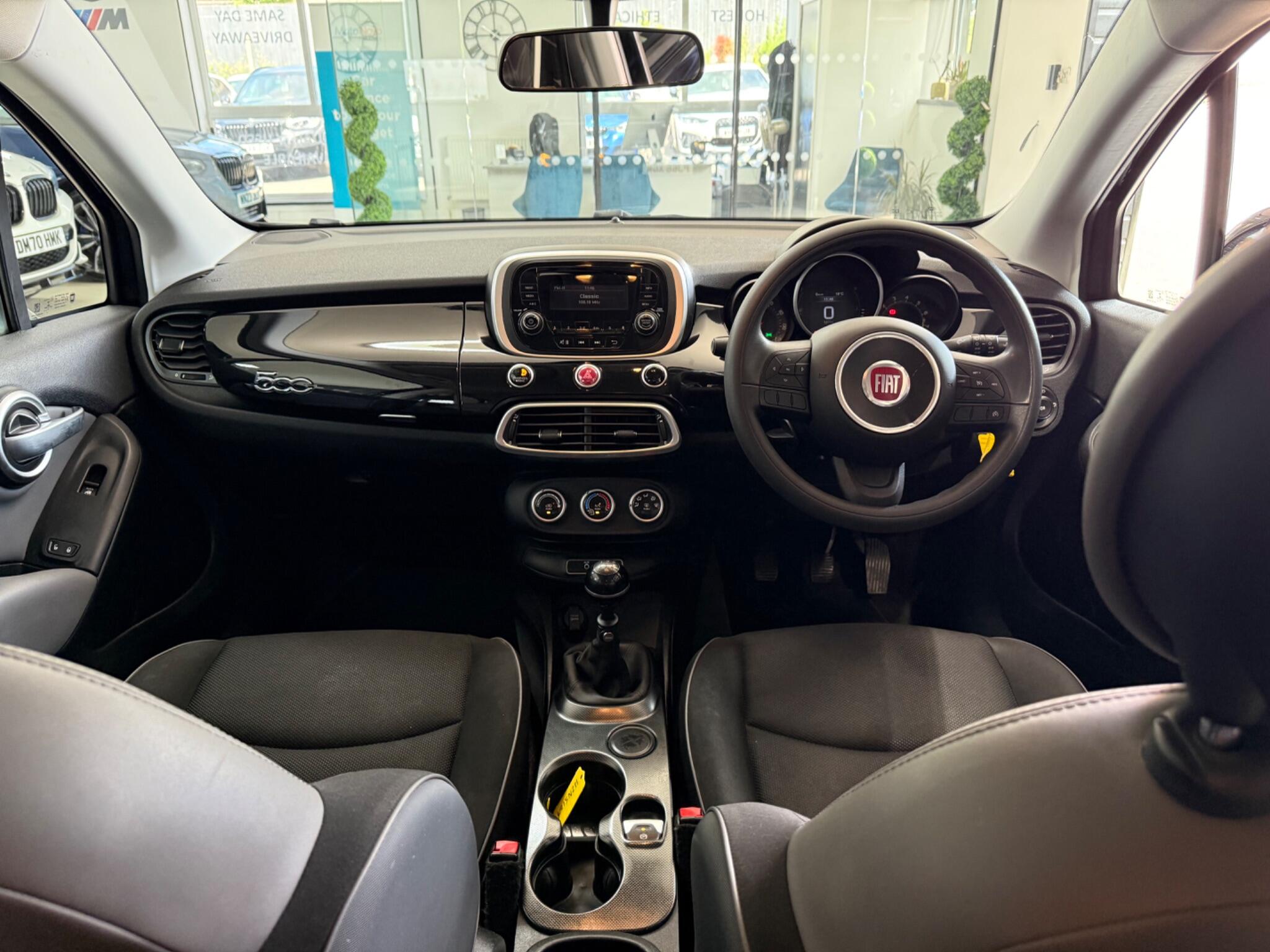 Fiat 500X view 14