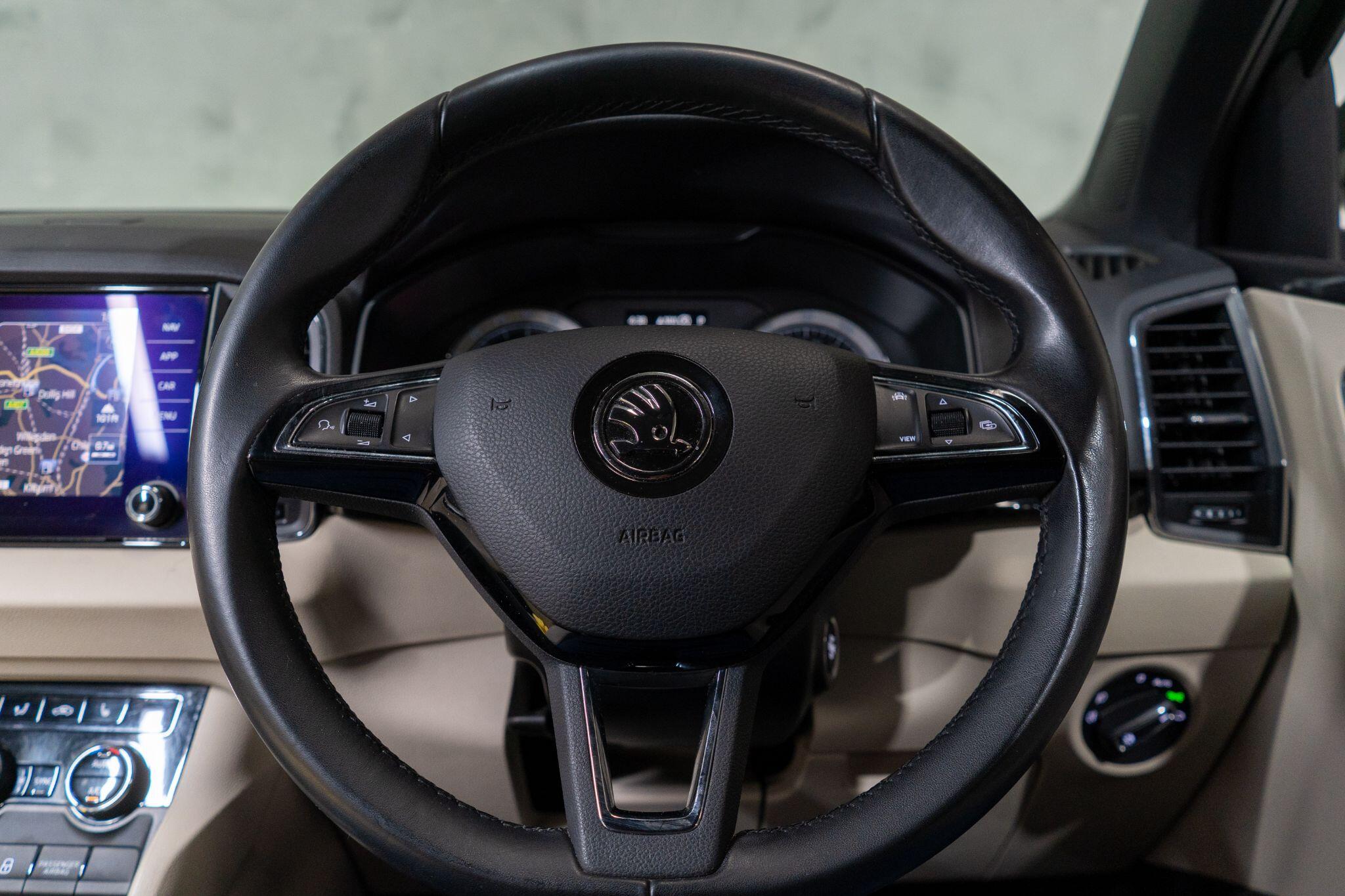 Skoda Karoq view 25