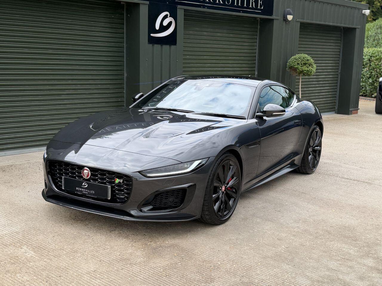 Jaguar F-Type view 9