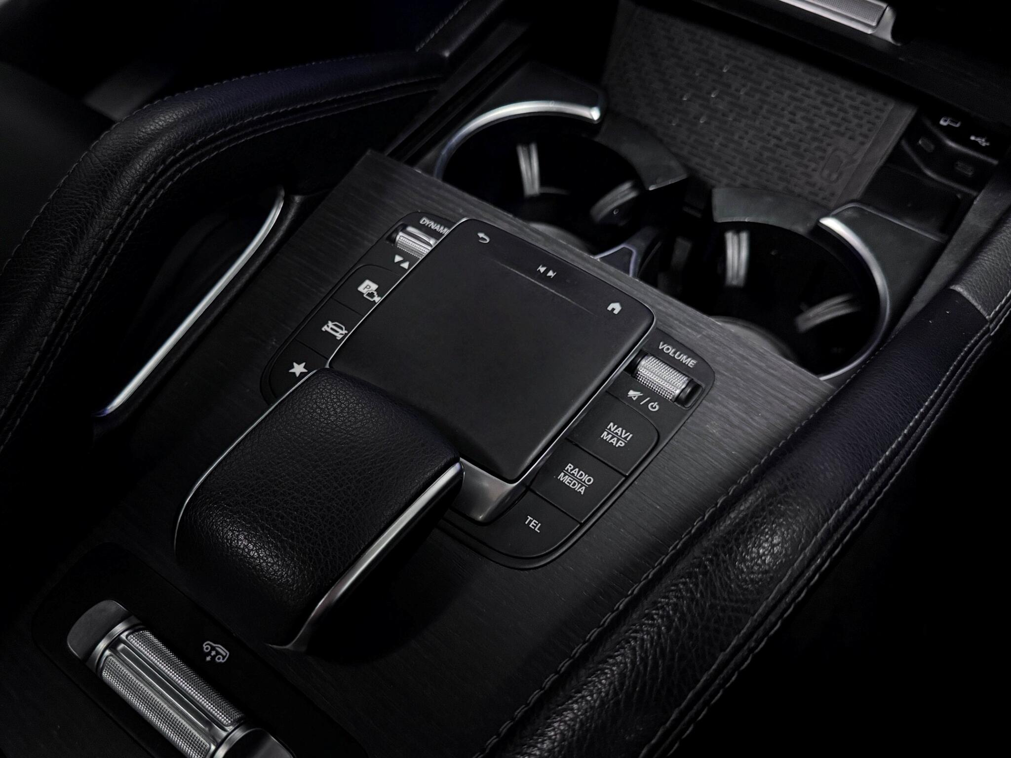 Mercedes-Benz GLE view 32