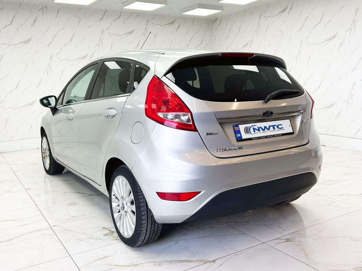 Ford Fiesta view 12