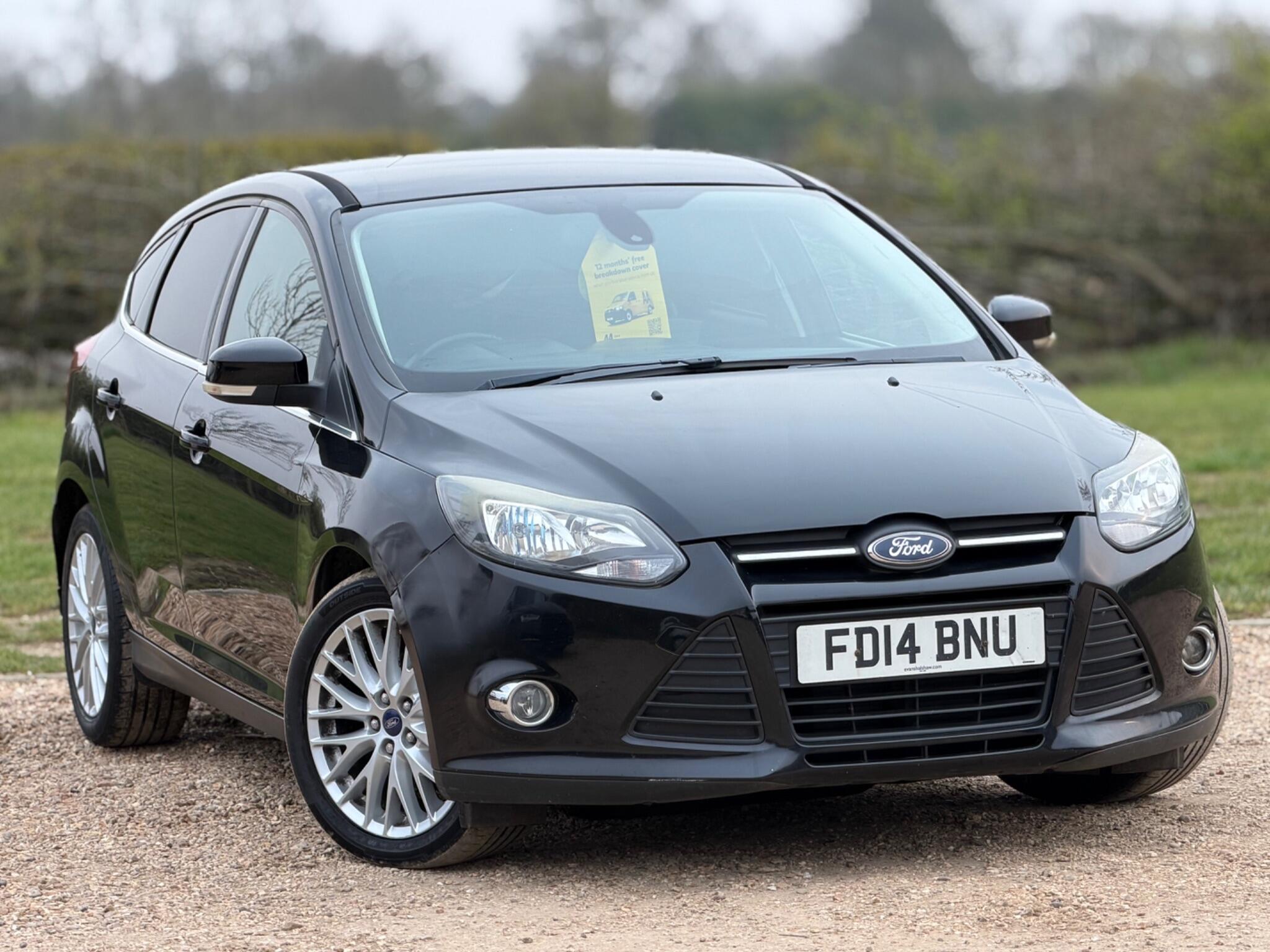 2014 Ford Focus 1.6 TDCi Zetec Euro 5 (s/s) 5dr image 6