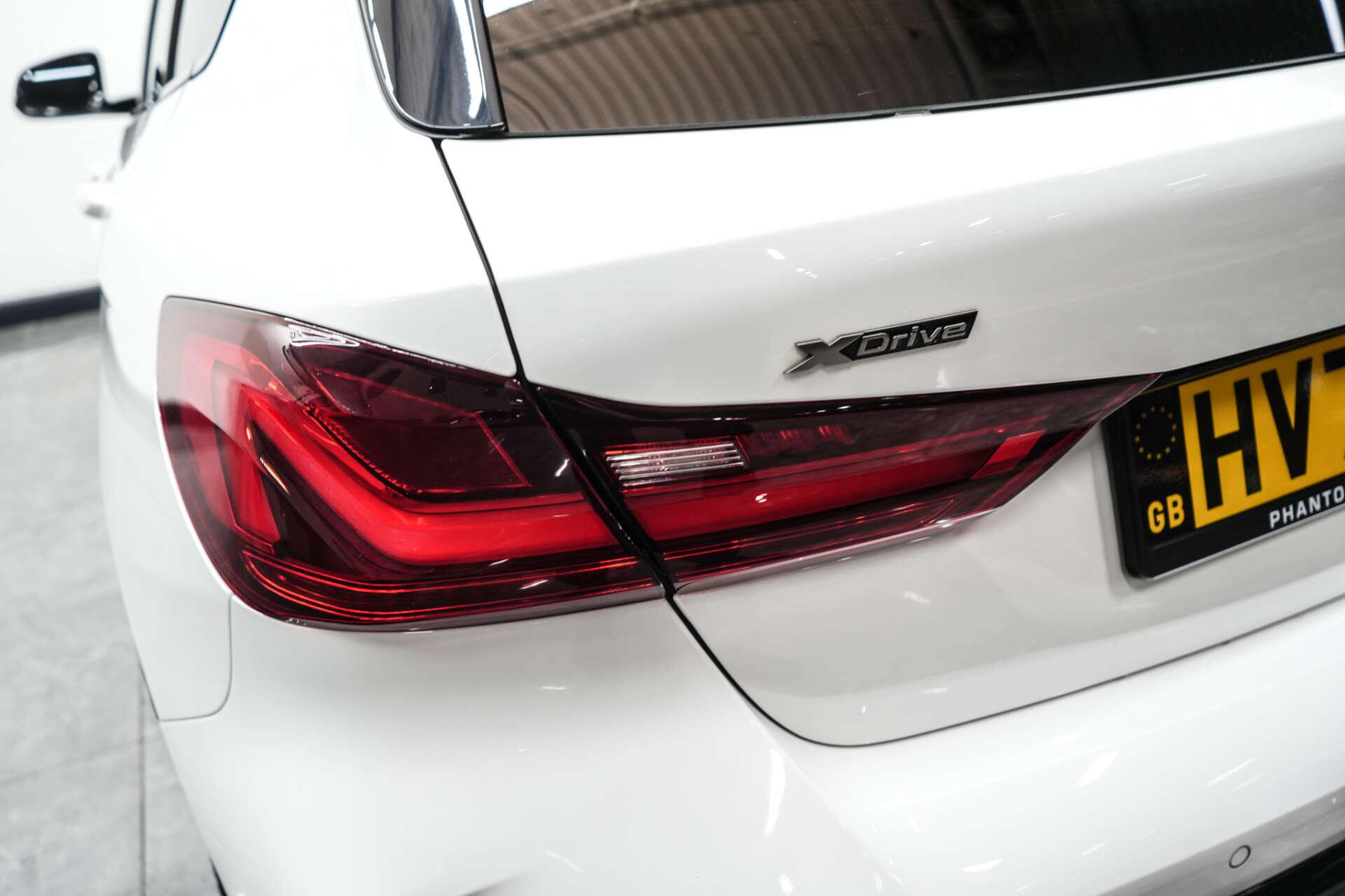 BMW 1 Series view 14