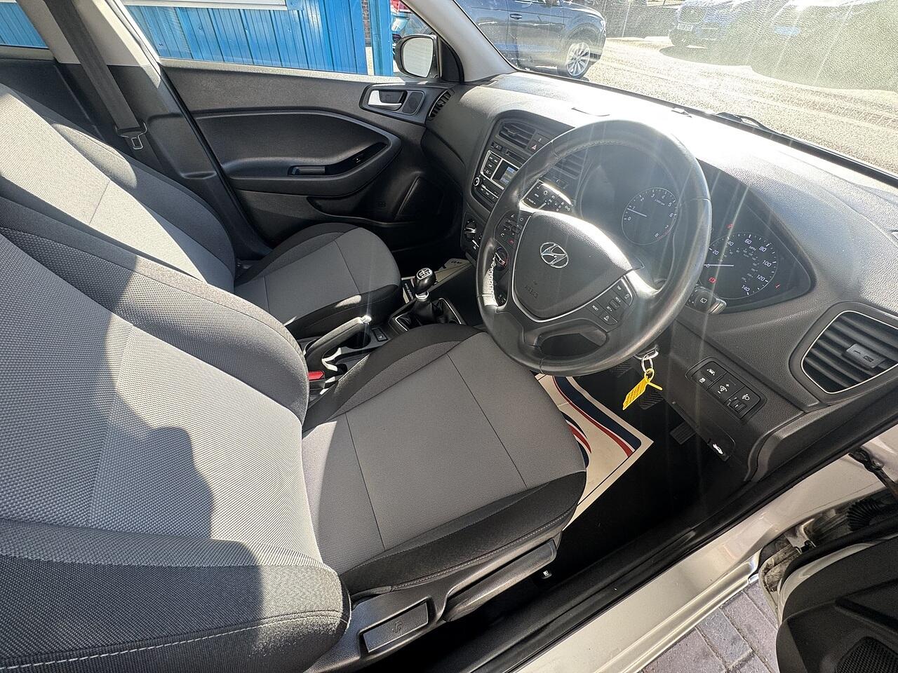 Hyundai I20 view 11