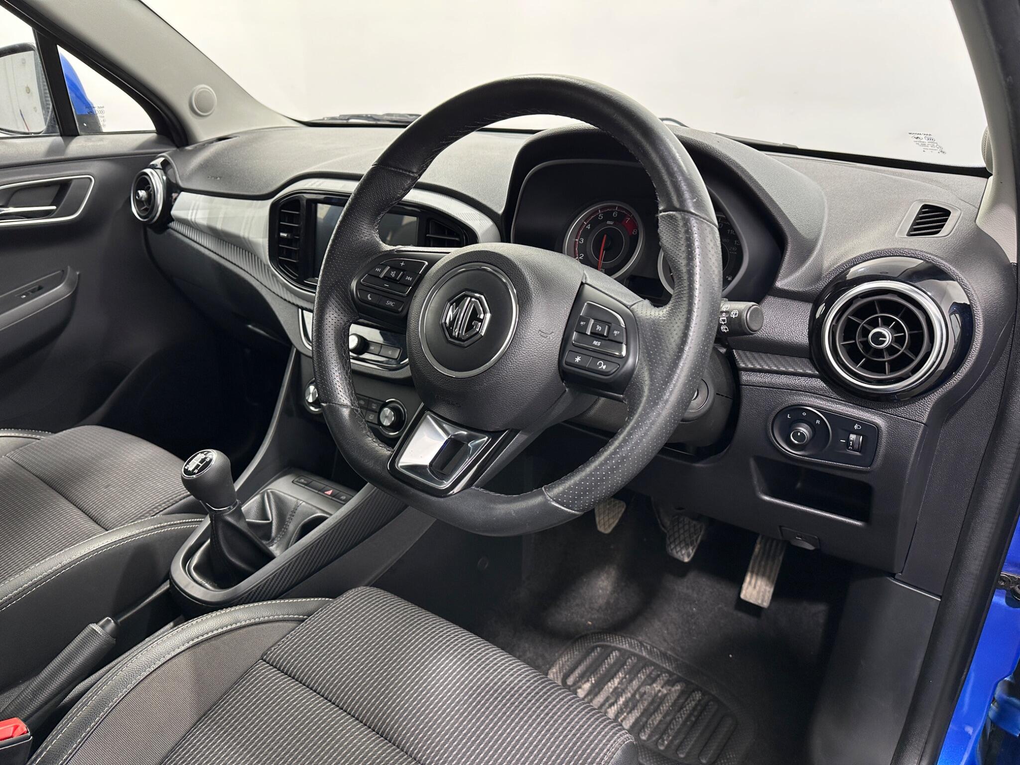 MG MG3 view 11