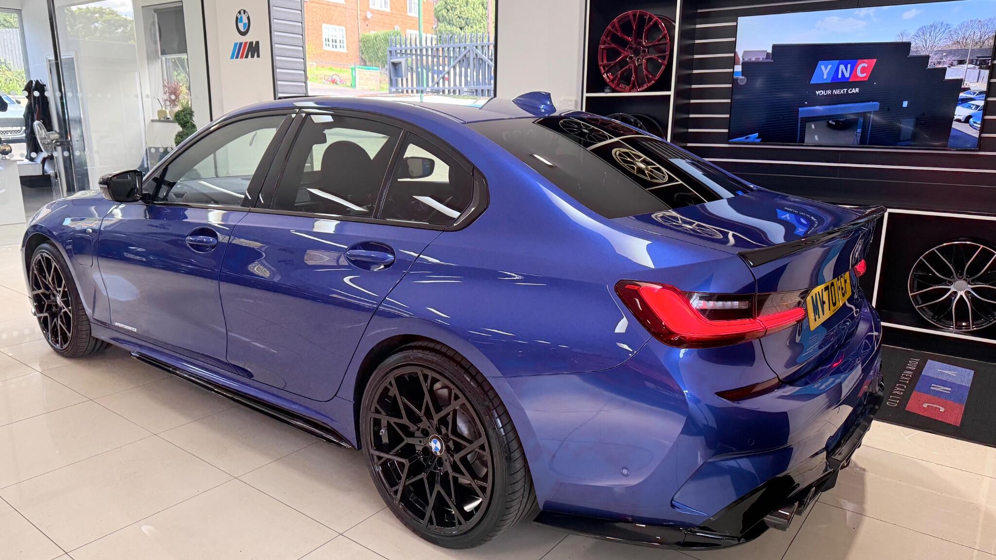 BMW 3 Series view 40