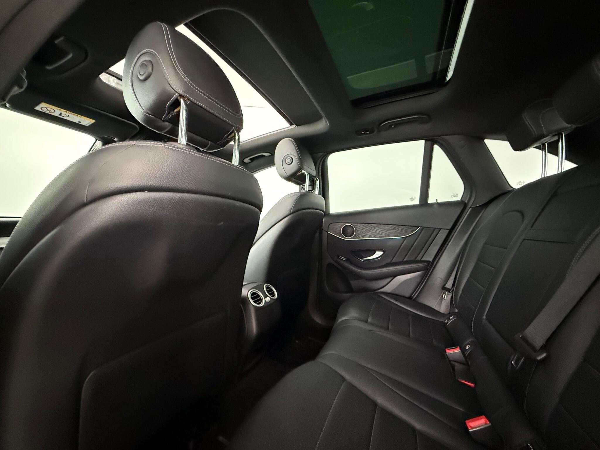 Mercedes-Benz GLC view 30