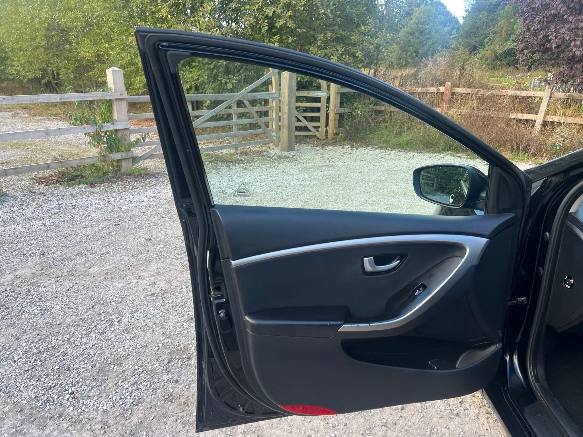 Hyundai i30 view 23