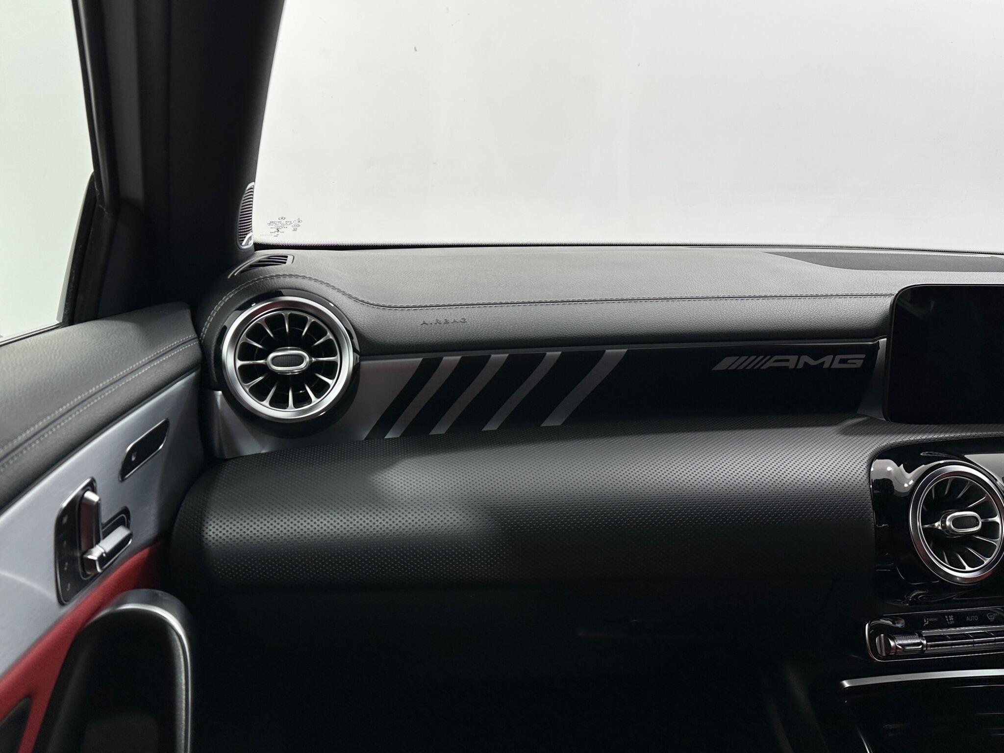 Mercedes-Benz A Class view 31