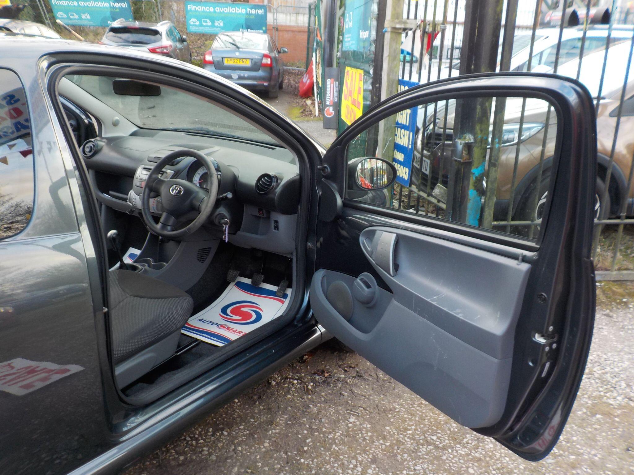 Toyota AYGO 1.0 VVT-i Go Euro 5 3dr