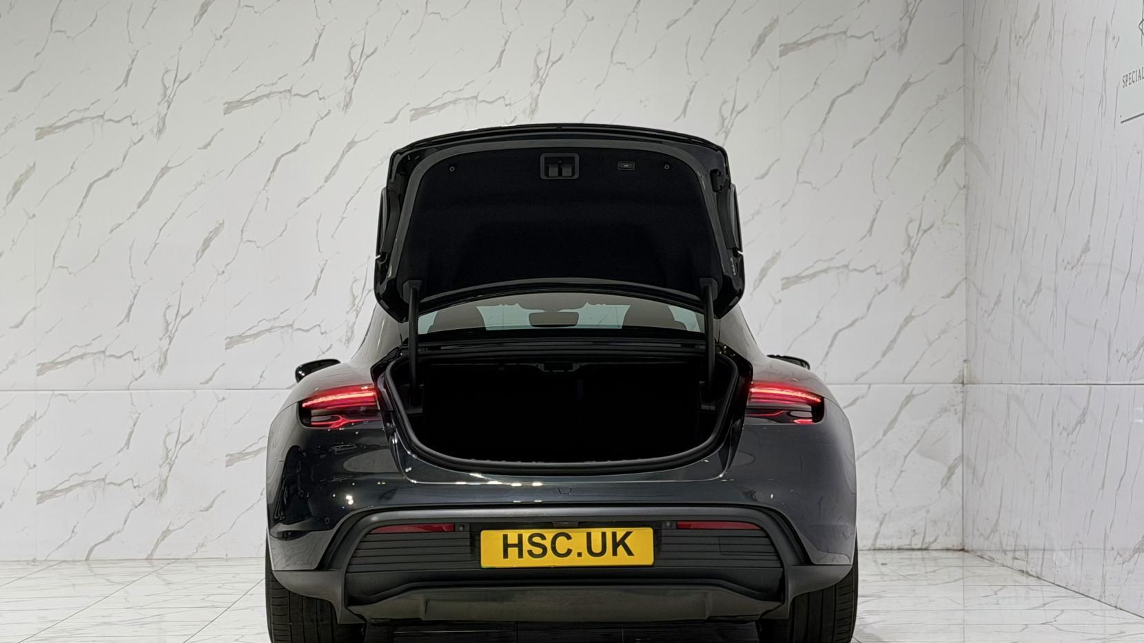 Porsche Taycan view 39