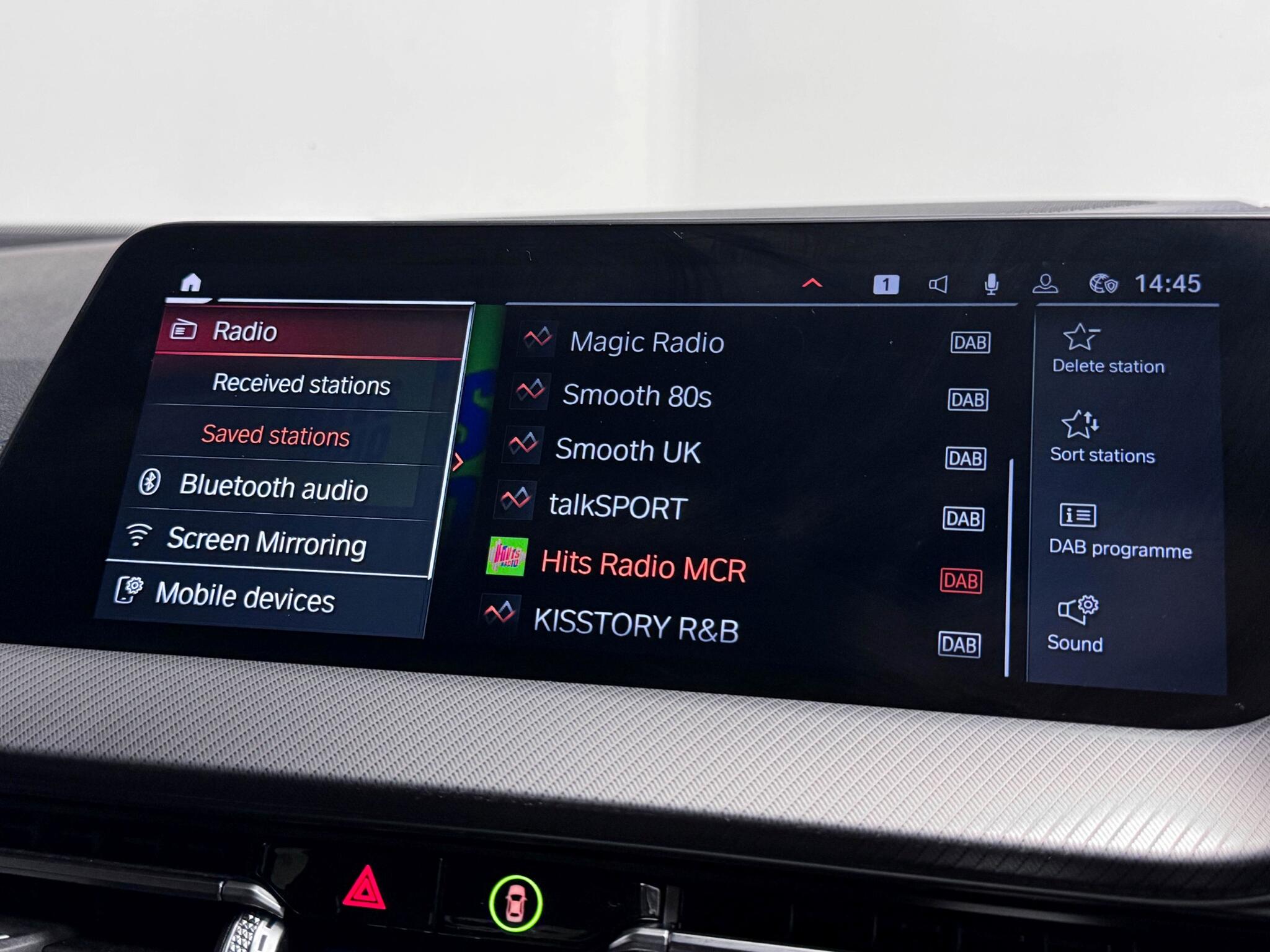 BMW 1 Series view 40