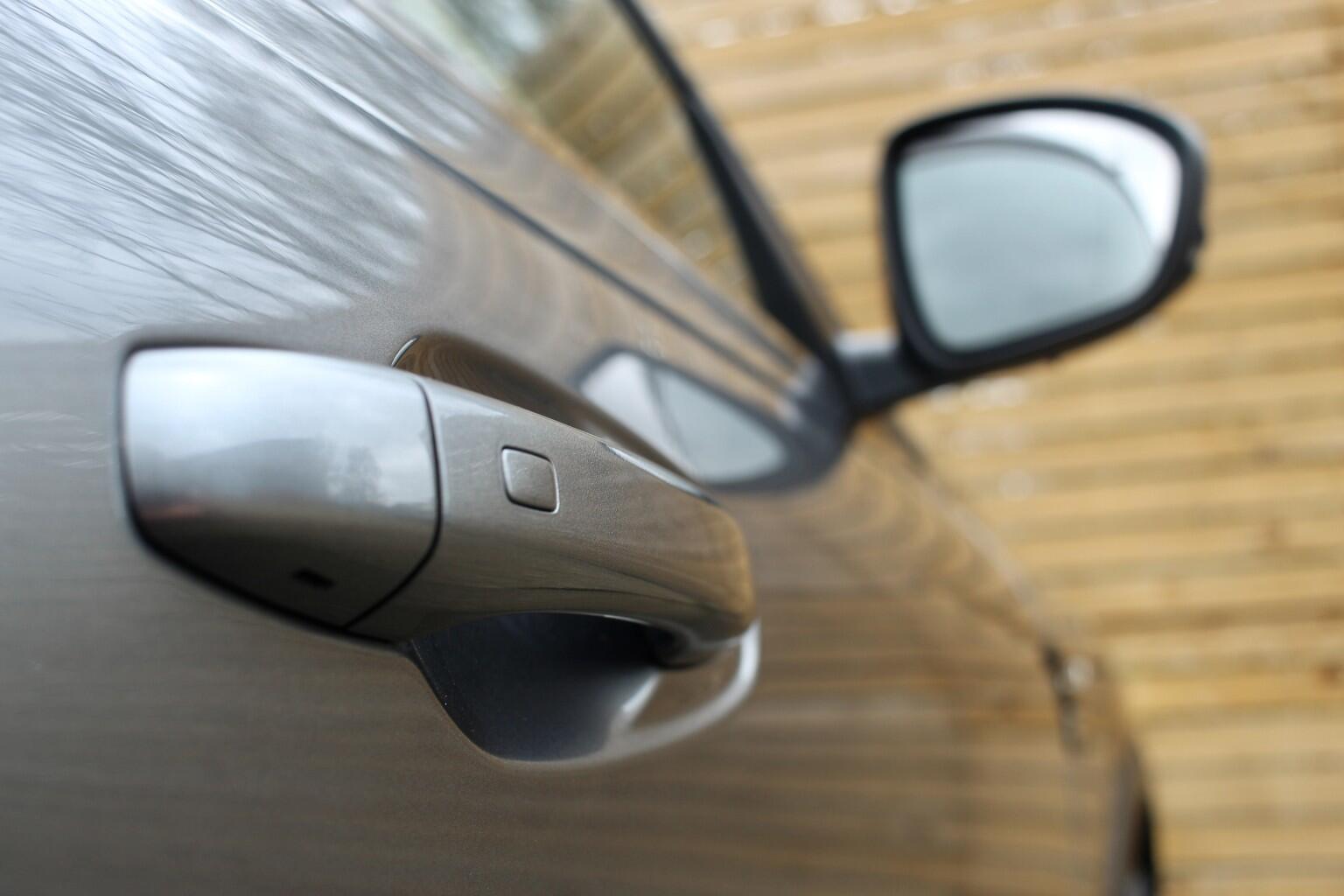 Renault Arkana view 35