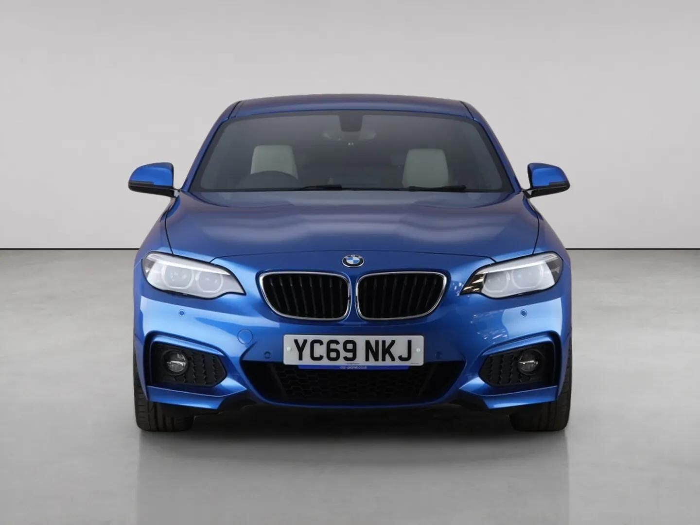 BMW 2 Series view 5