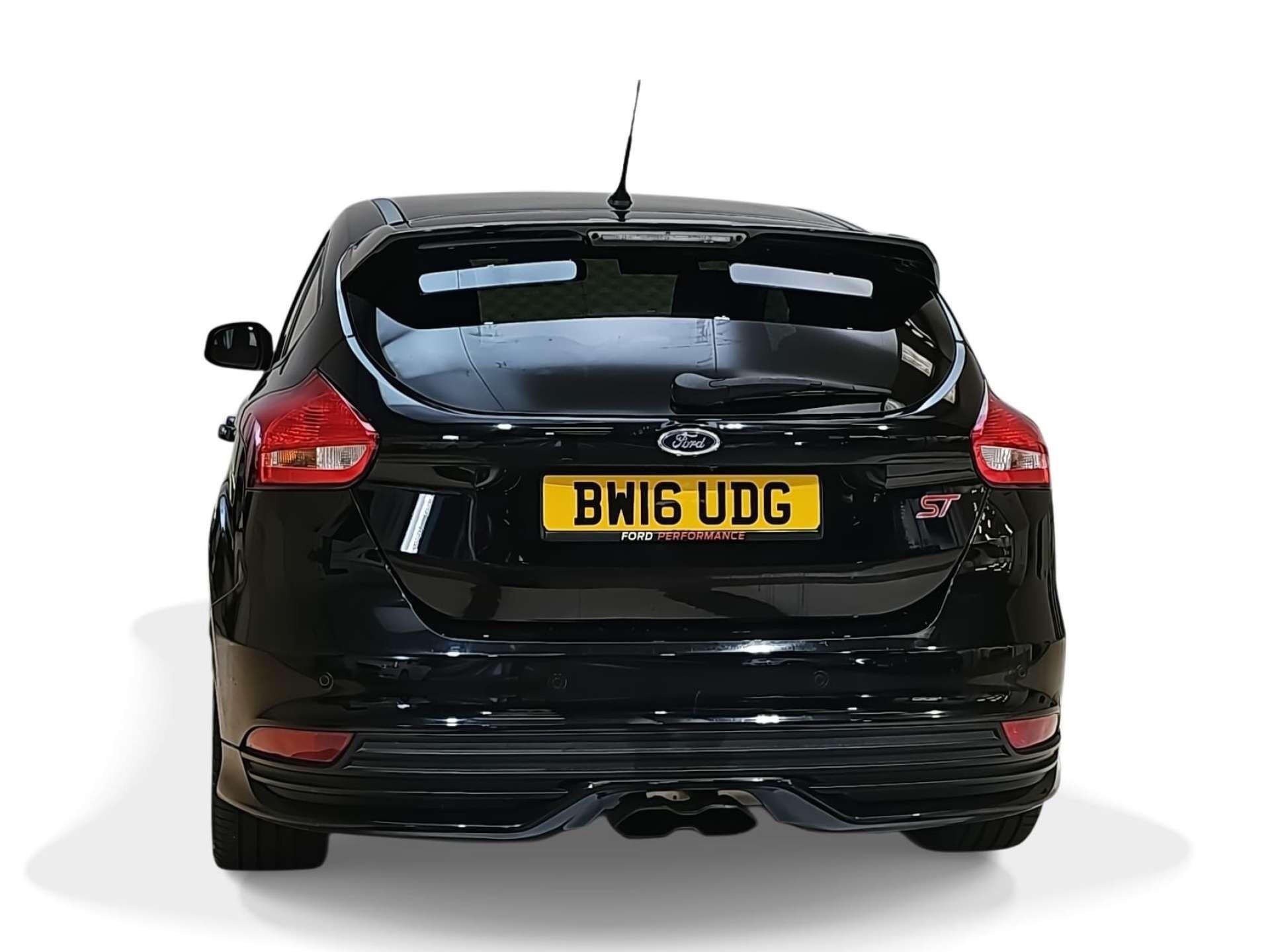 Ford Focus view 4