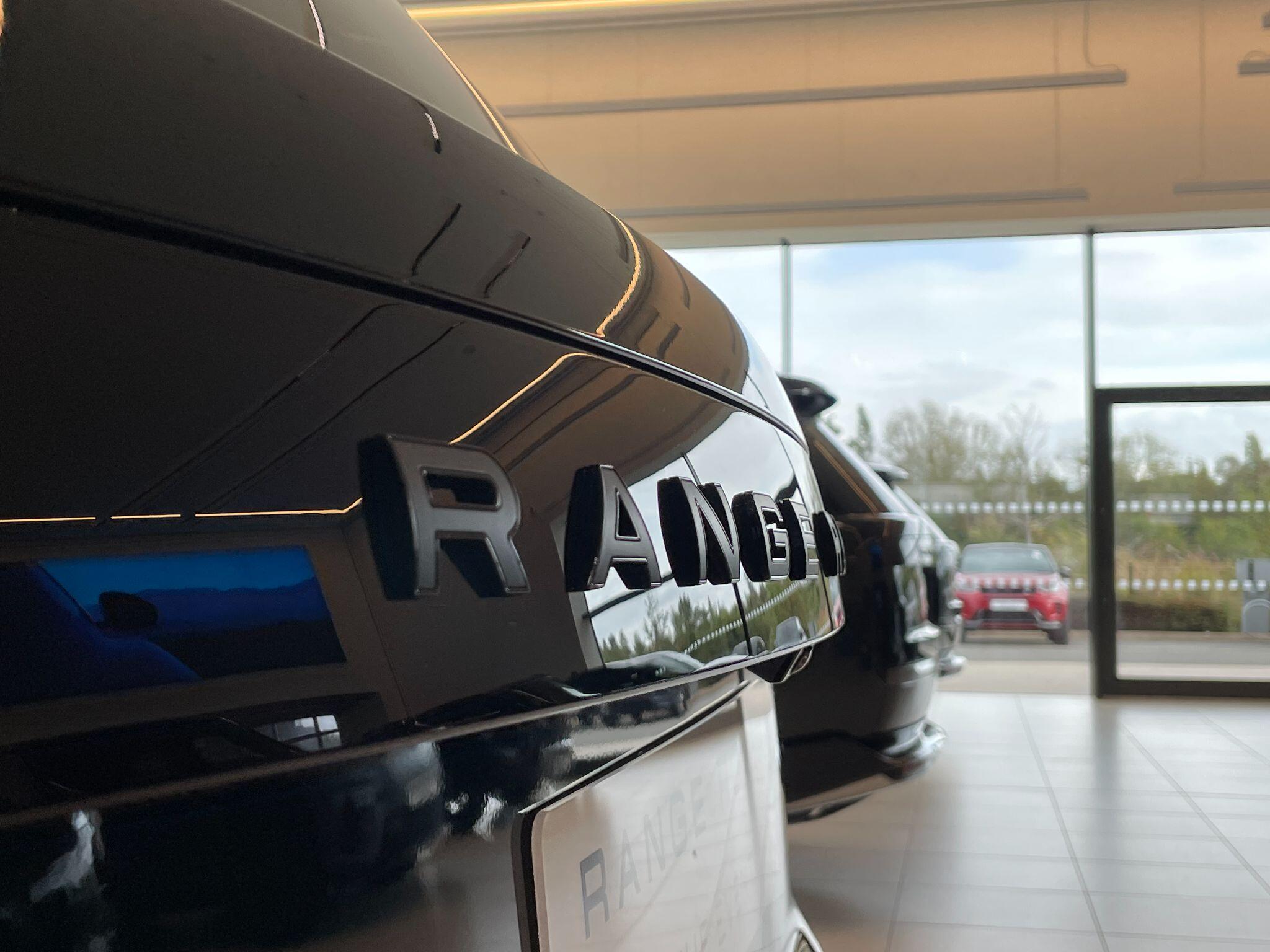 Land Rover Range Rover view 31