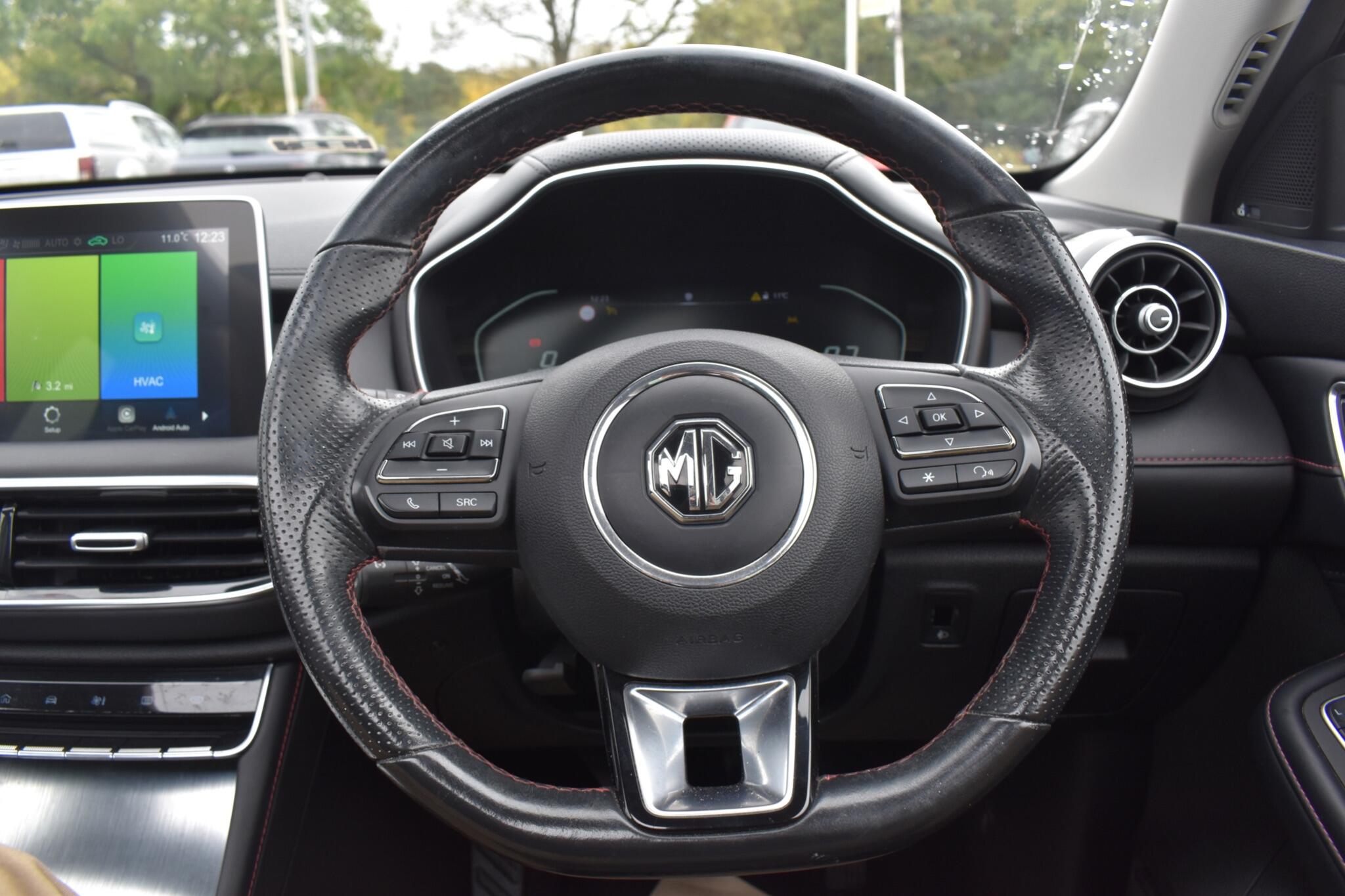MG HS - 1.5 T-GDI Exclusive Euro 6 (s/s) 5dr - Image 29
