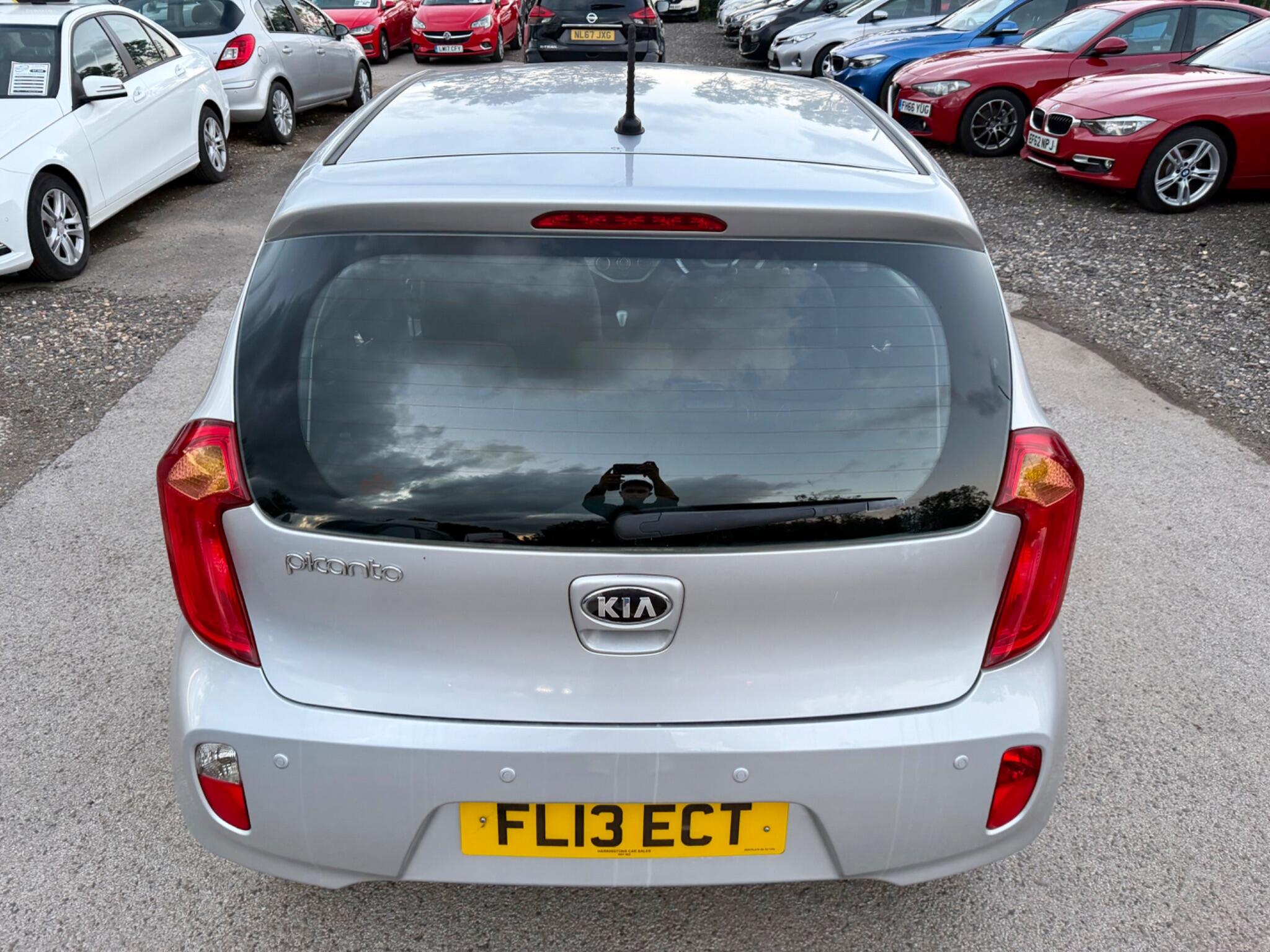 Kia Picanto view 16